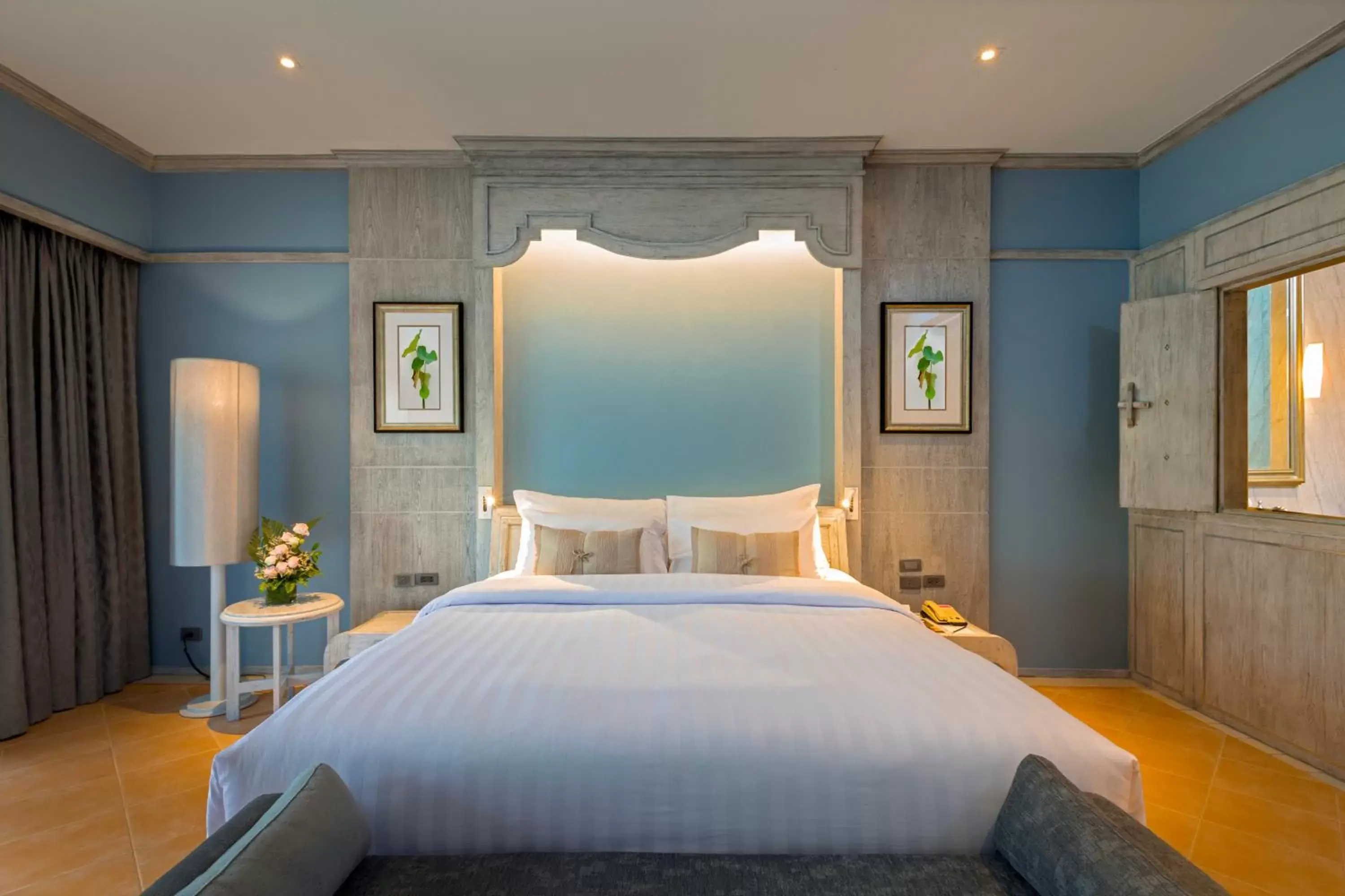 Bed in Aonang Villa Resort I Beach Front Bed in Aonang Villa Resort I Beach Front