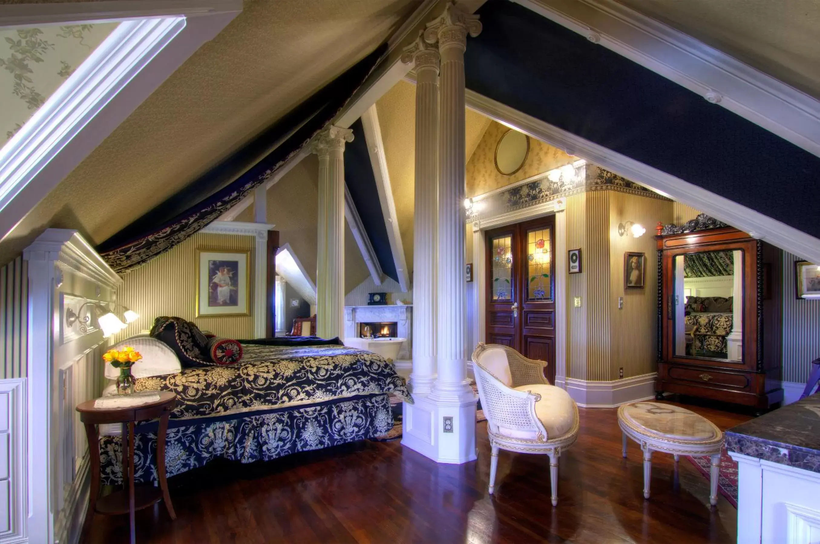 Bedroom in Gingerbread Mansion