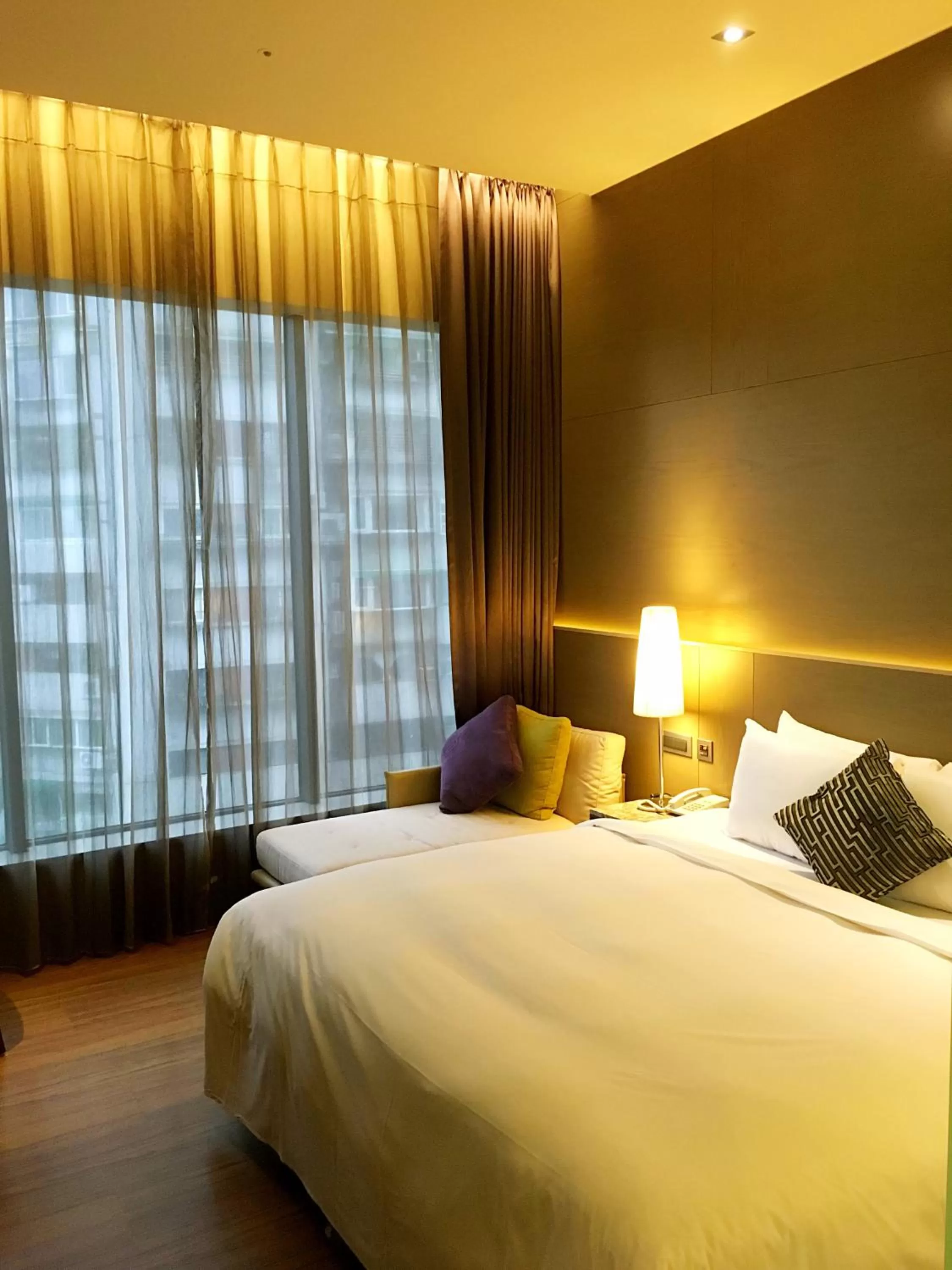 Photo of the whole room, Bed in Amici hotel Six Star Hostel