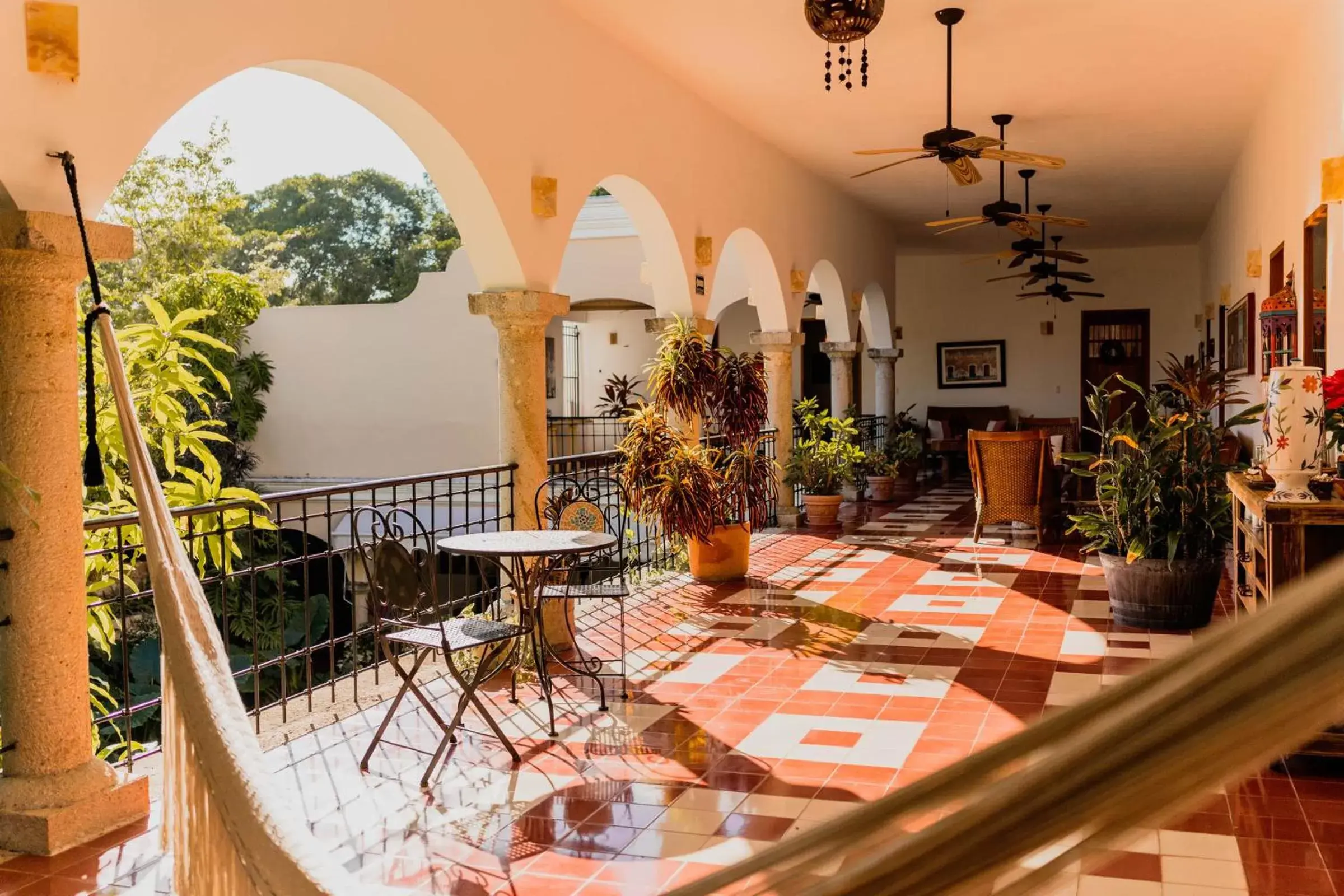 Property building in Hotel Posada San Juan