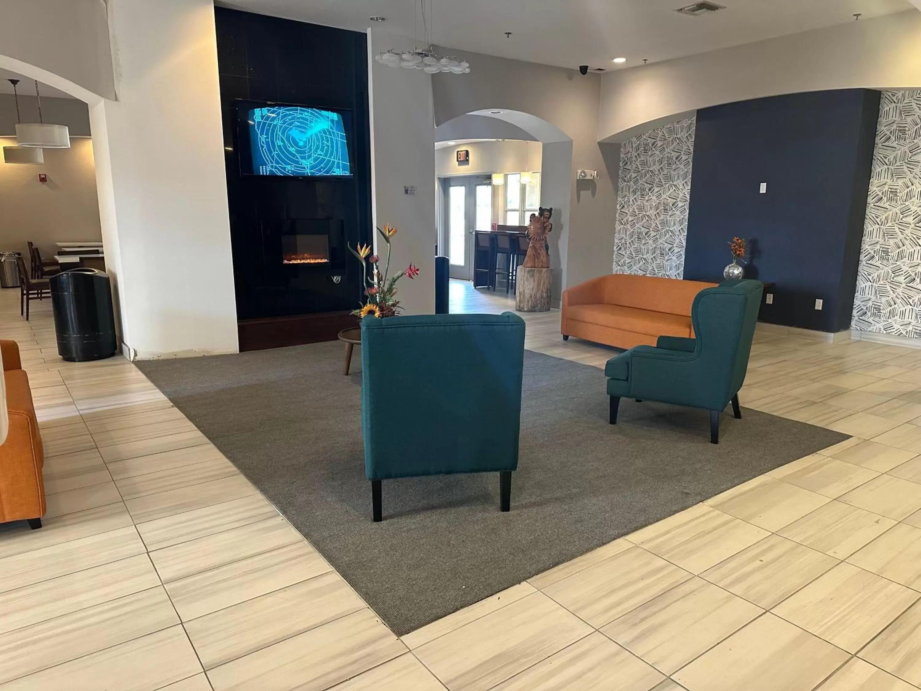 Lobby or reception, TV/Entertainment Center in La Quinta by Wyndham Albuquerque Midtown NEWLY RENOVATED