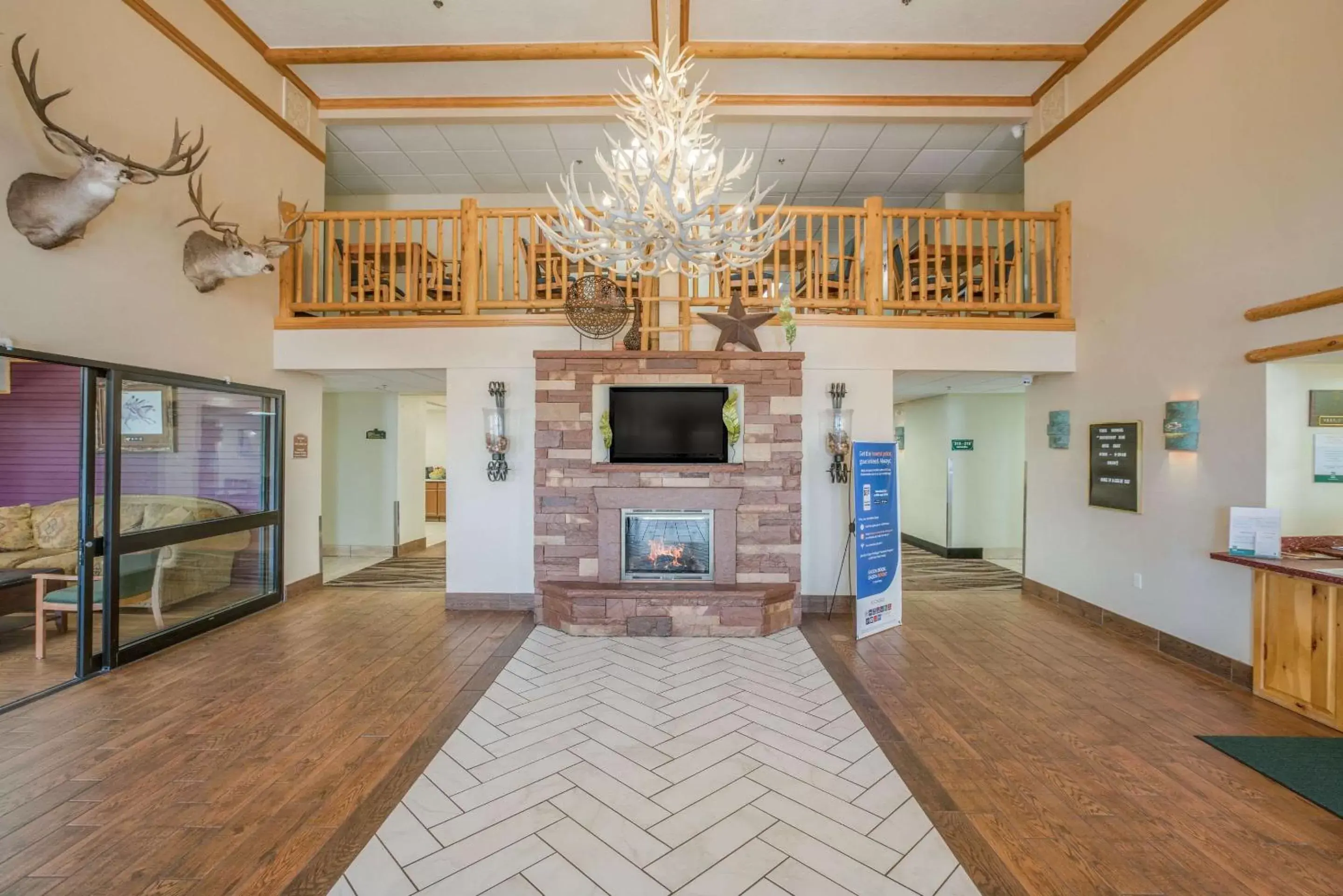 Lobby or reception, TV/Entertainment Center in Quality Inn Kanab National Park Area