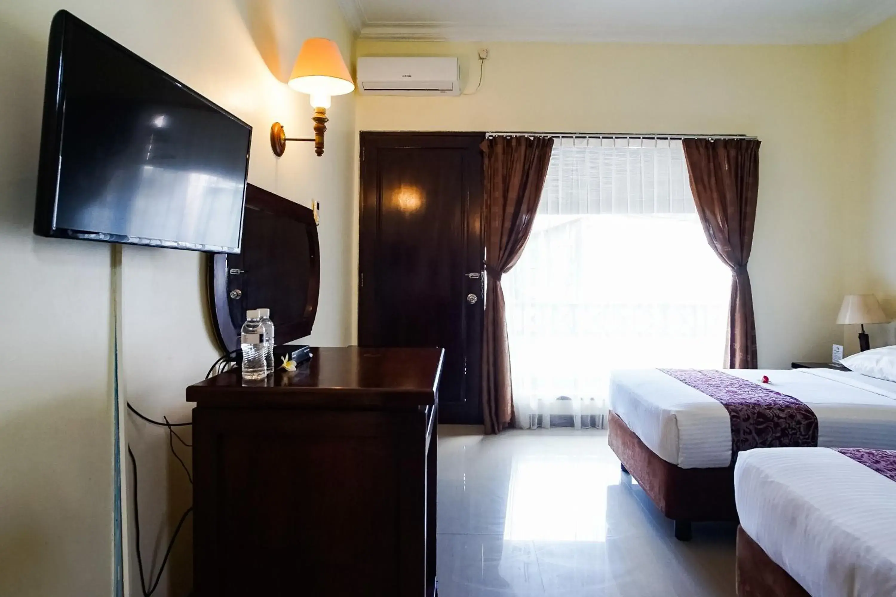 Bedroom, TV/Entertainment Center in Taman Ayu Legian