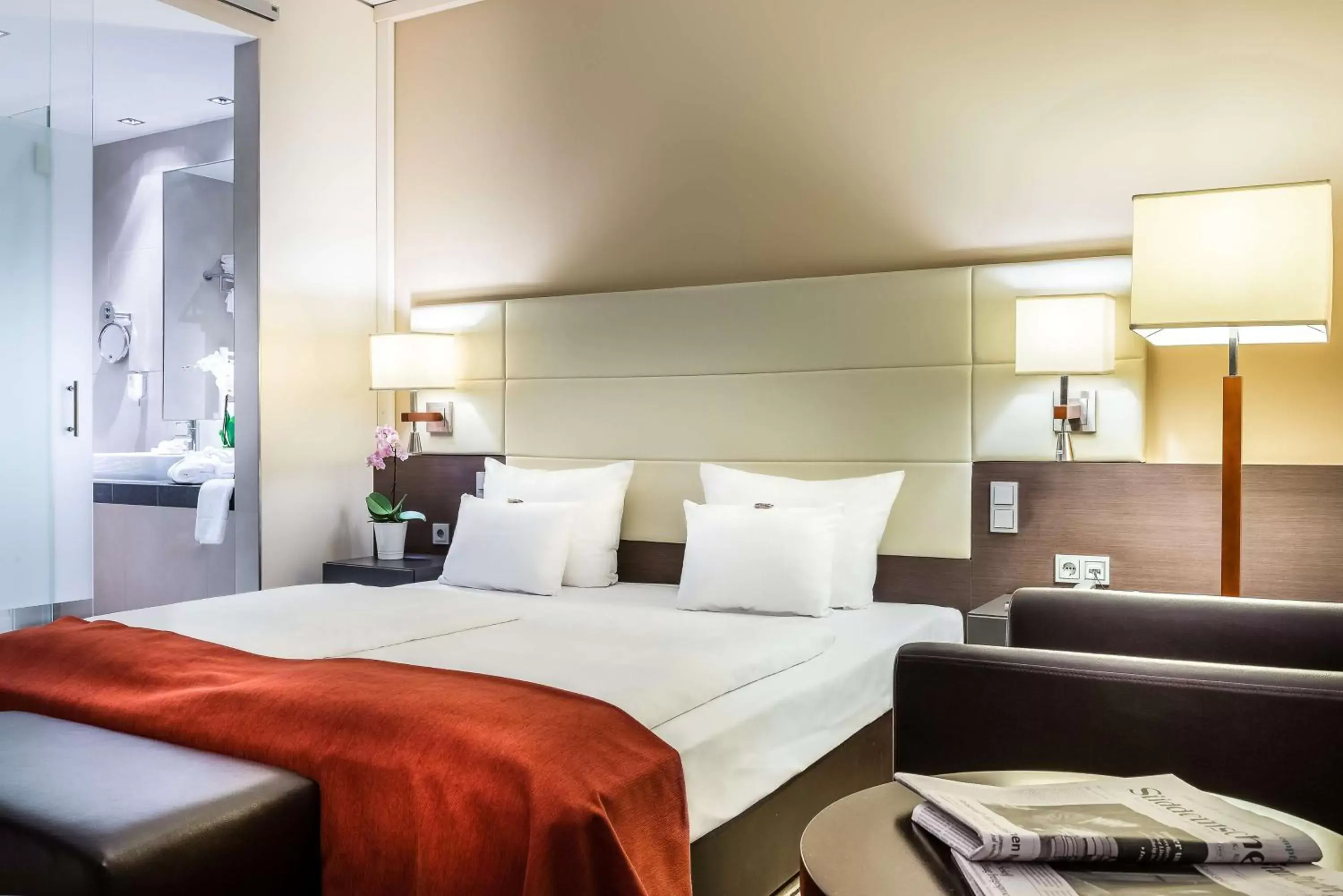 Photo of the whole room, Bed in Best Western Premier Novina Hotel Regensburg