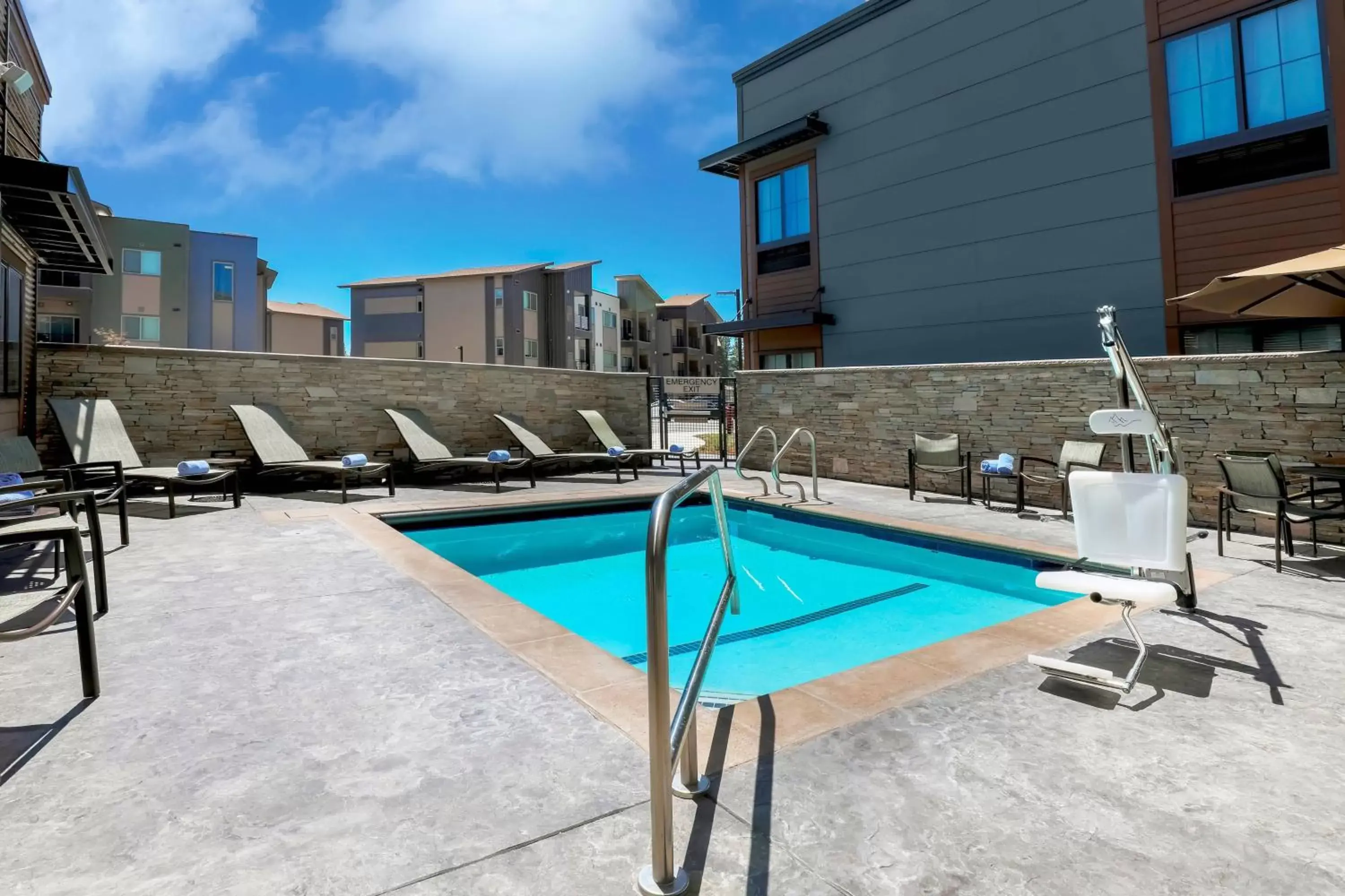 Swimming Pool in SpringHill Suites by Marriott Truckee