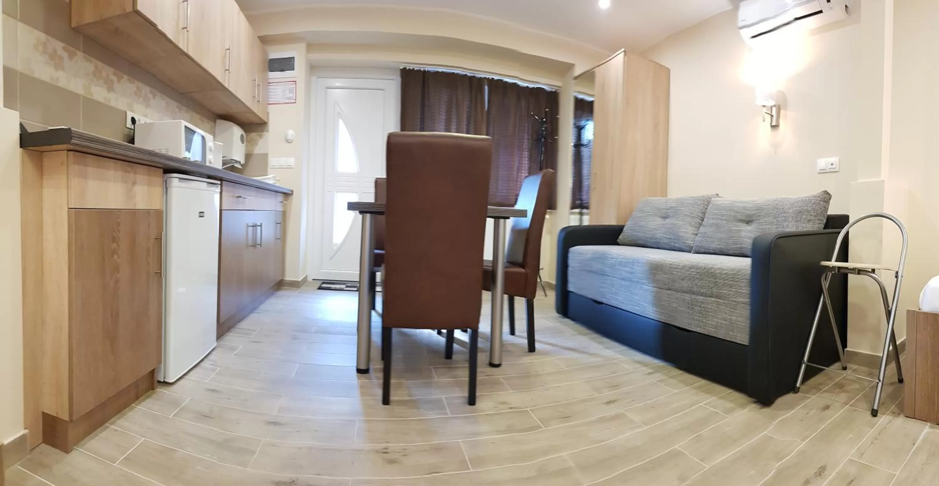 Bed in Central Panzió Gyula