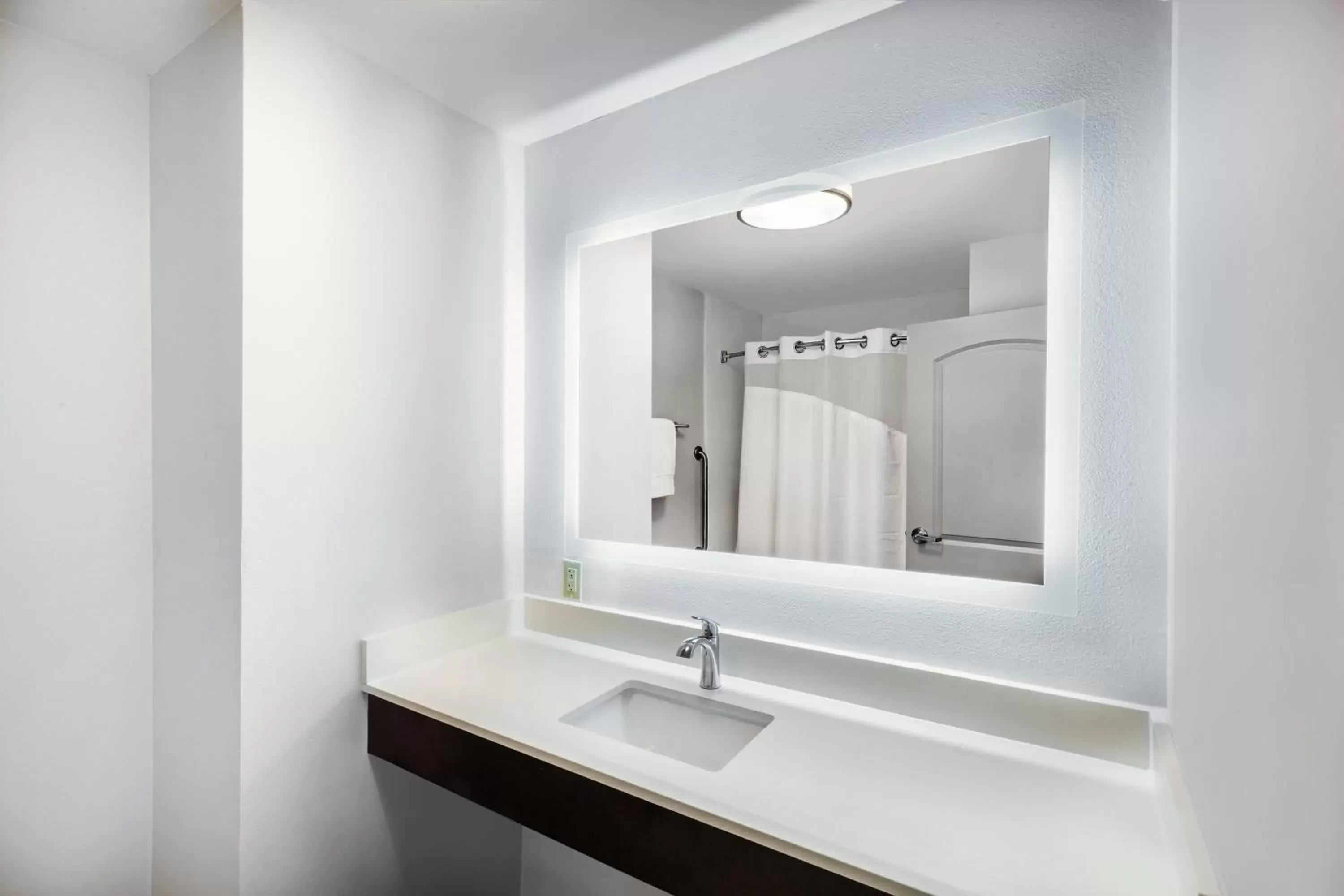 One-Bedroom Suite in Holiday Inn Express & Suites Baton Rouge East by IHG One-Bedroom Suite in Holiday Inn Express & Suites Baton Rouge East by IHG