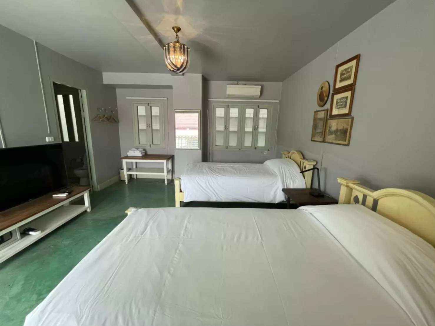 Bed in Villa Duangchampa