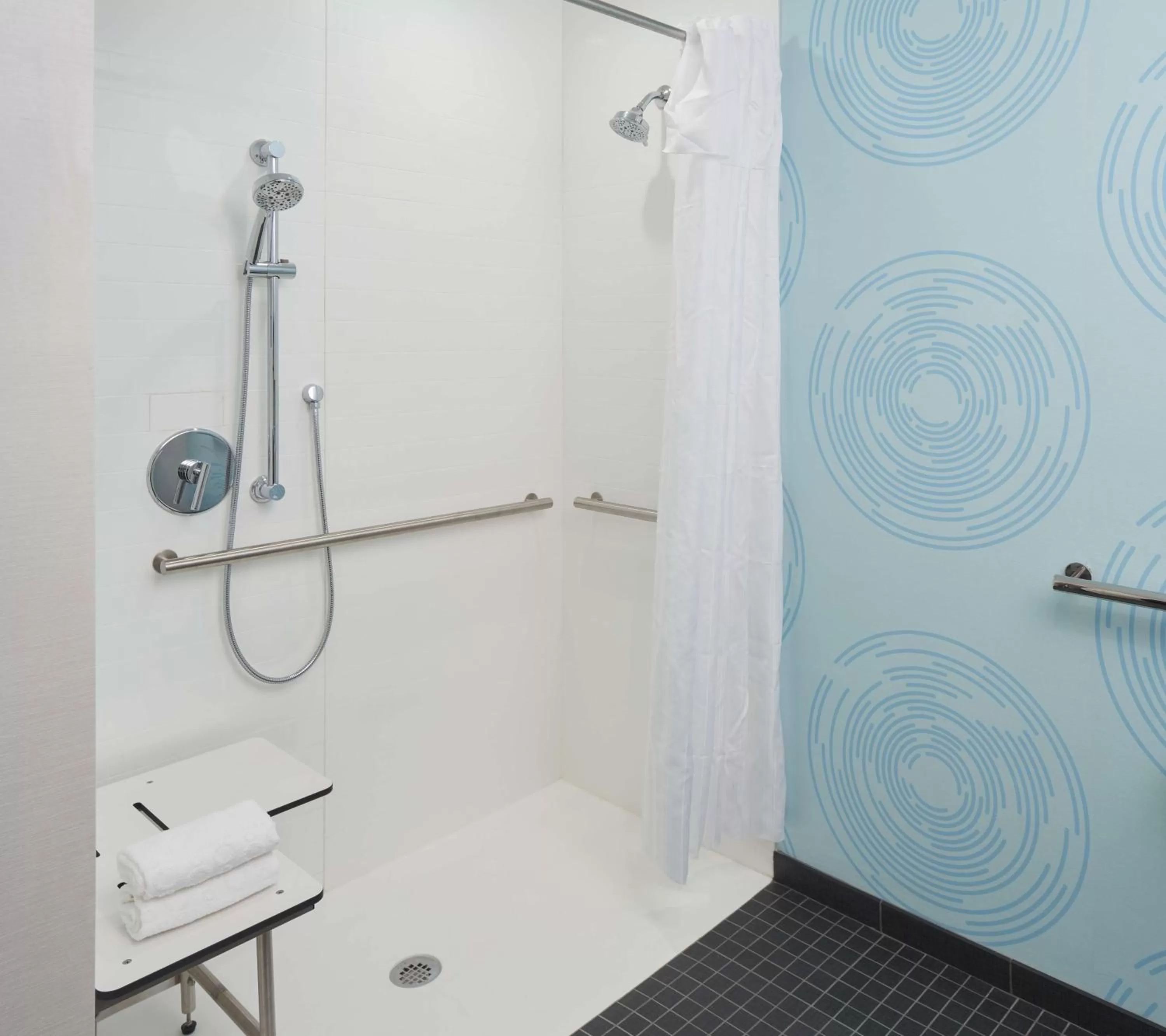 Bathroom in Tru By Hilton Pompano Beach Pier