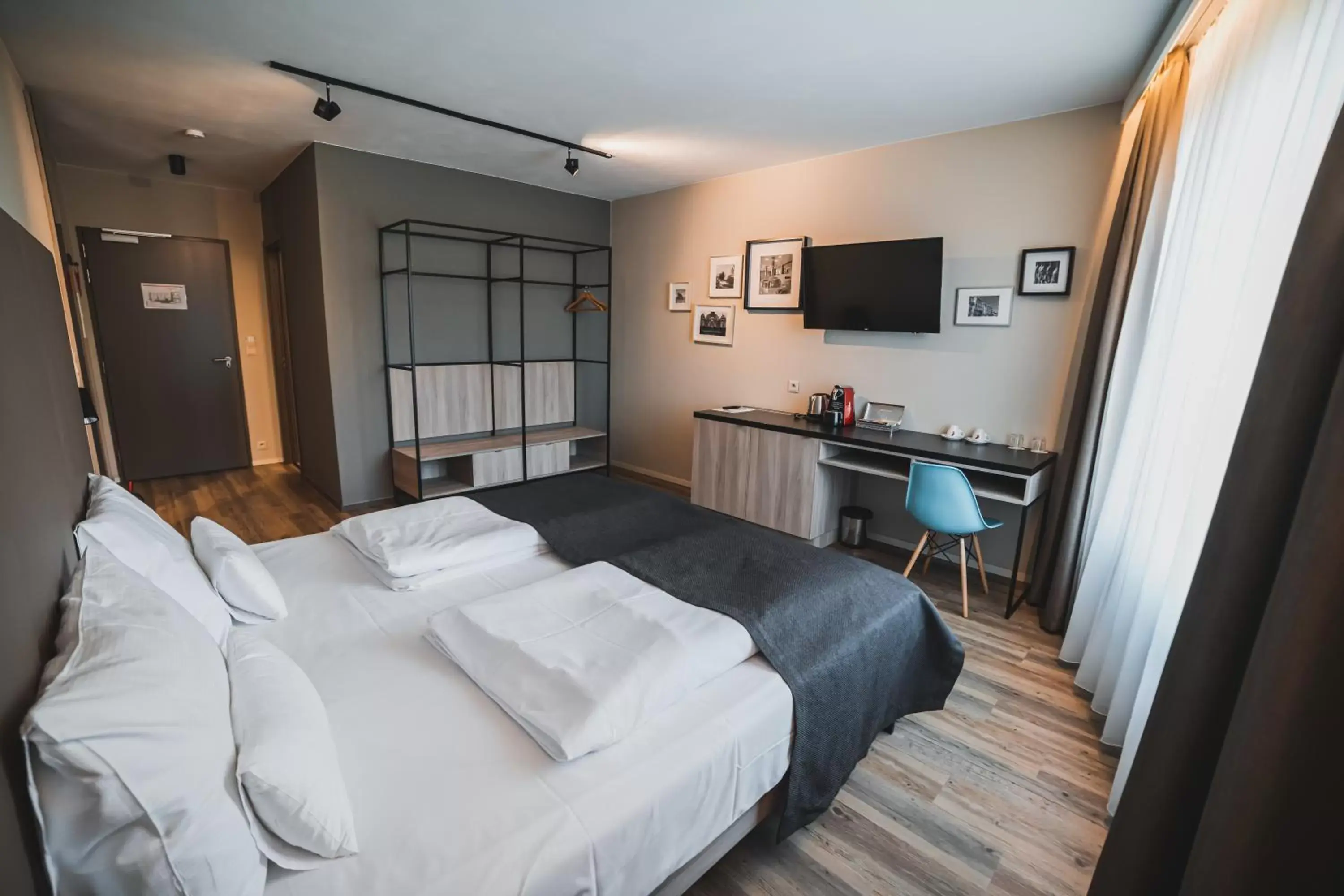 Superior Double or Twin Room in Avenue Pallova 28 Superior Double or Twin Room in Avenue Pallova 28