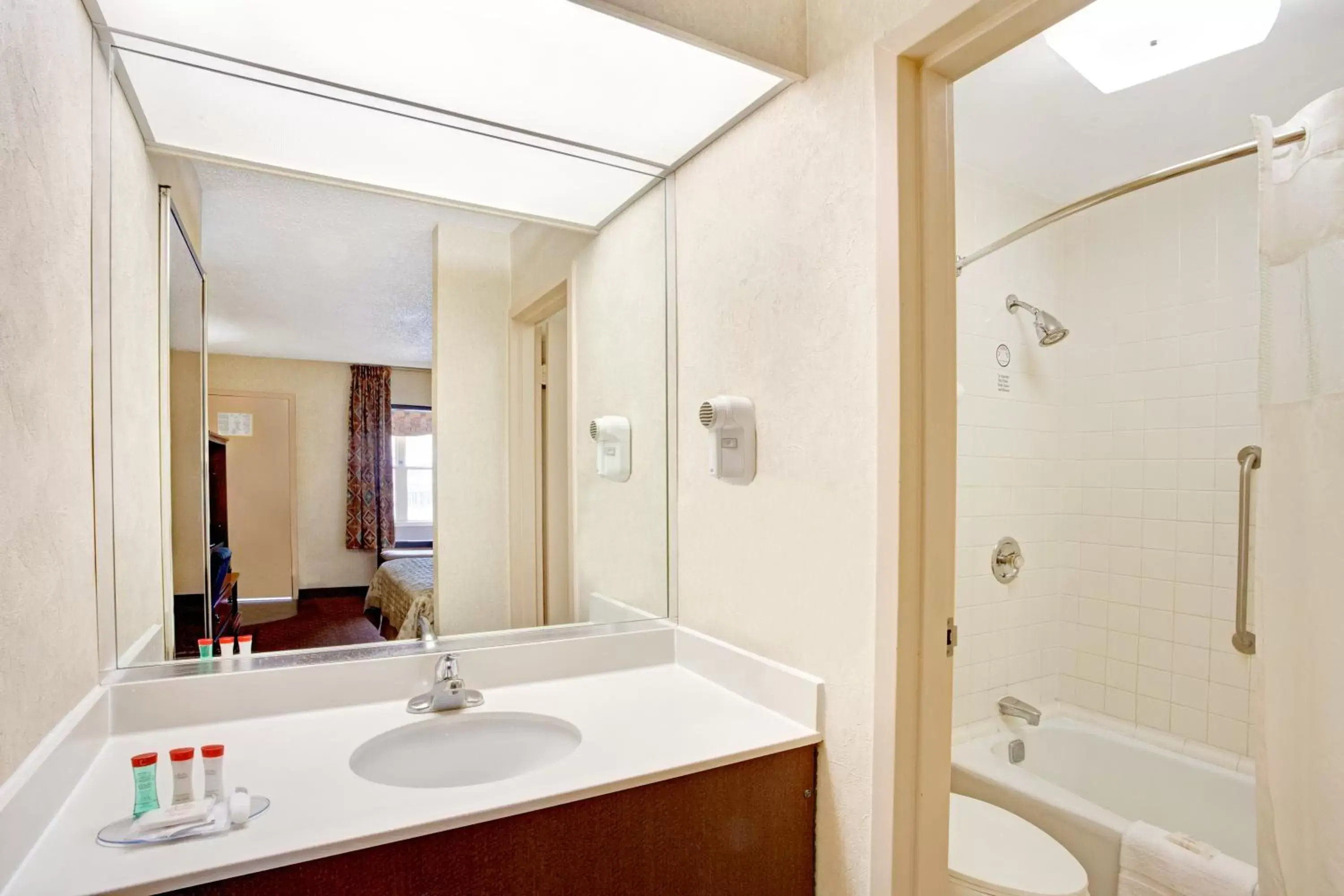 Bathroom in Ramada by Wyndham West Memphis