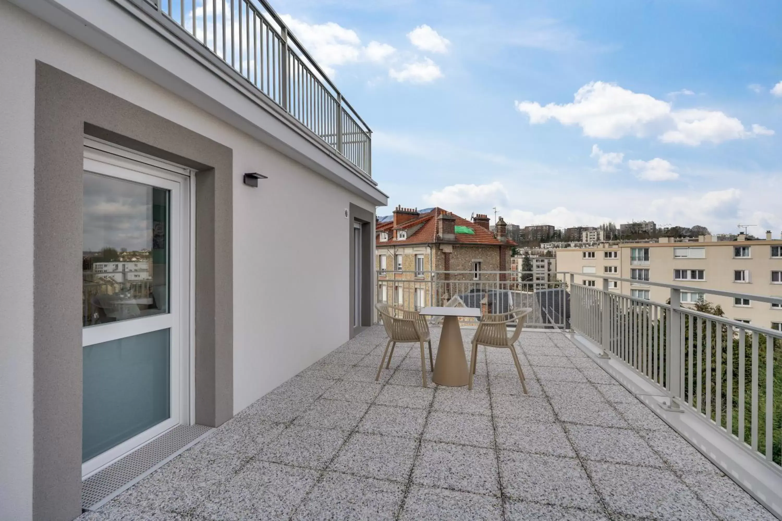 Balcony/Terrace in All Suites Appart Hôtel Massy Palaiseau