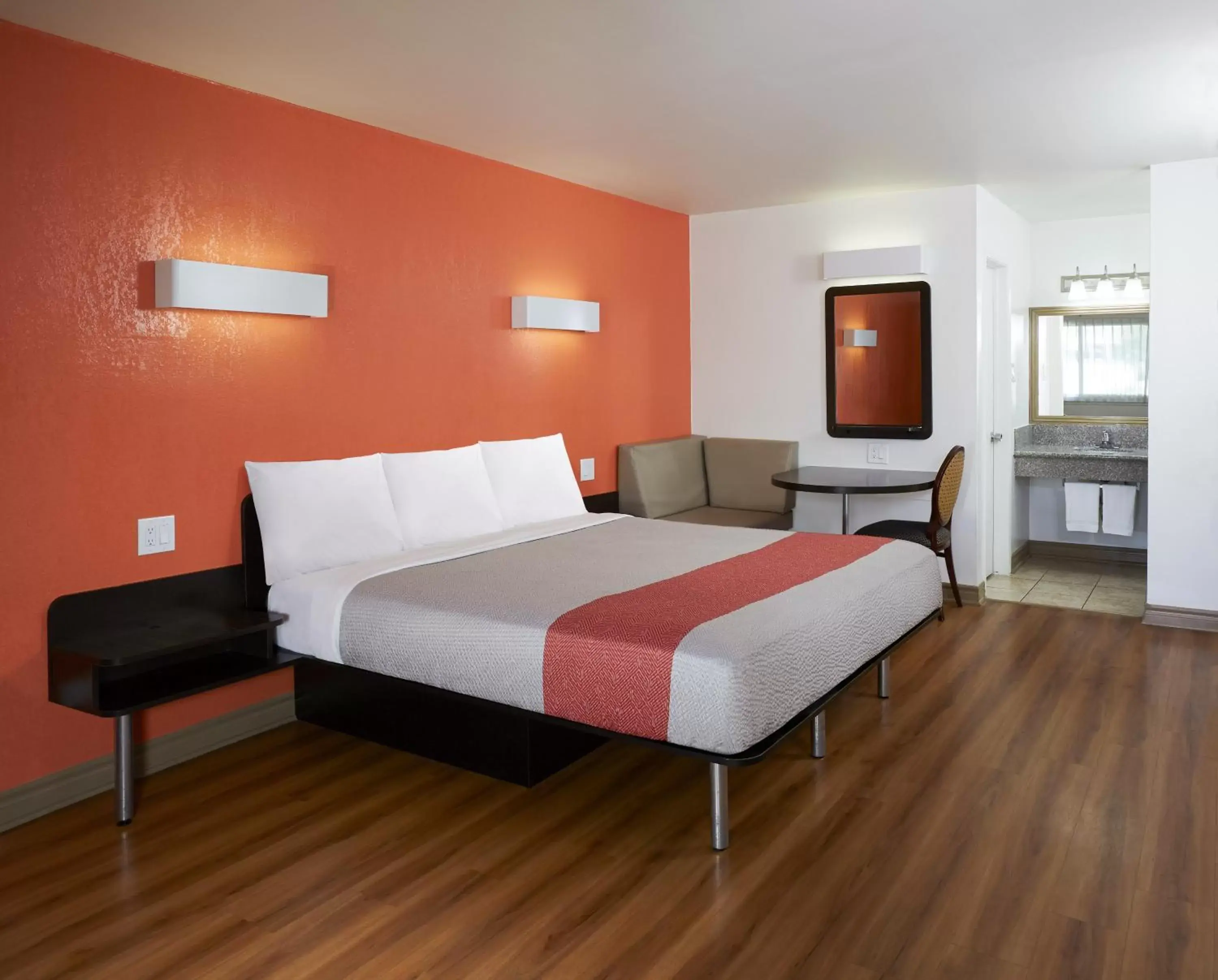 Bedroom, Room Photo in Motel 6-Claremont, CA