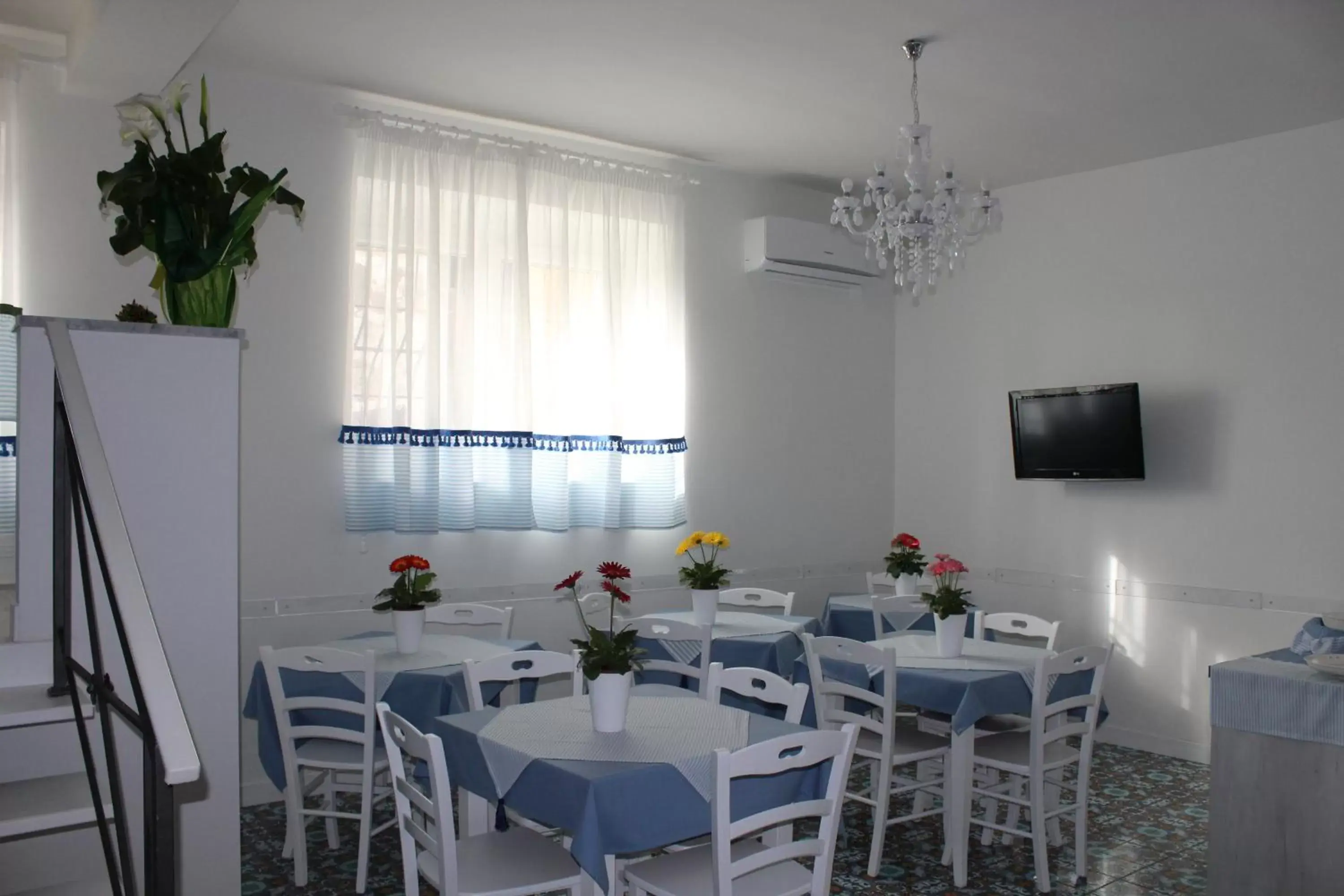 Dining area, Restaurant/Places to Eat in IL GIARDINO DEI GLICINI