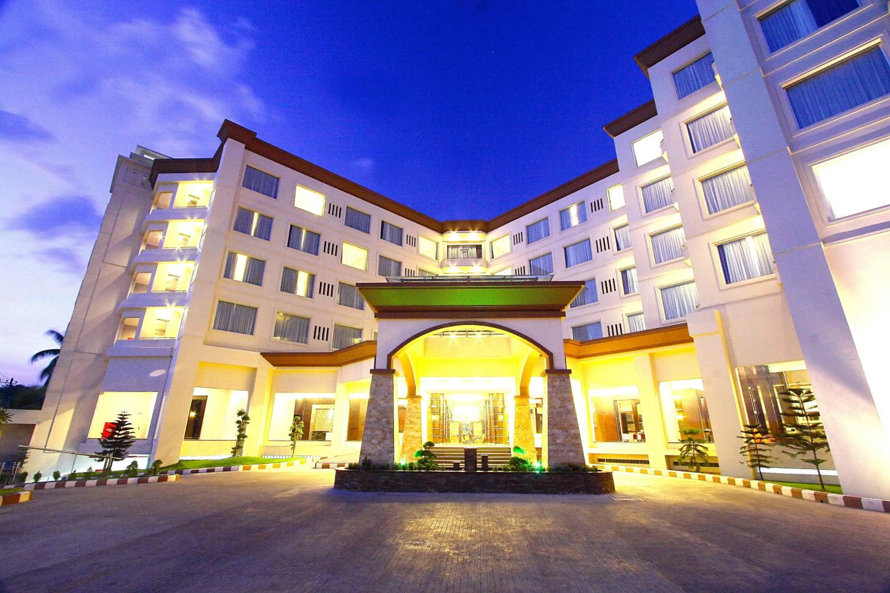 Facade/entrance in Zurich Hotel Balikpapan