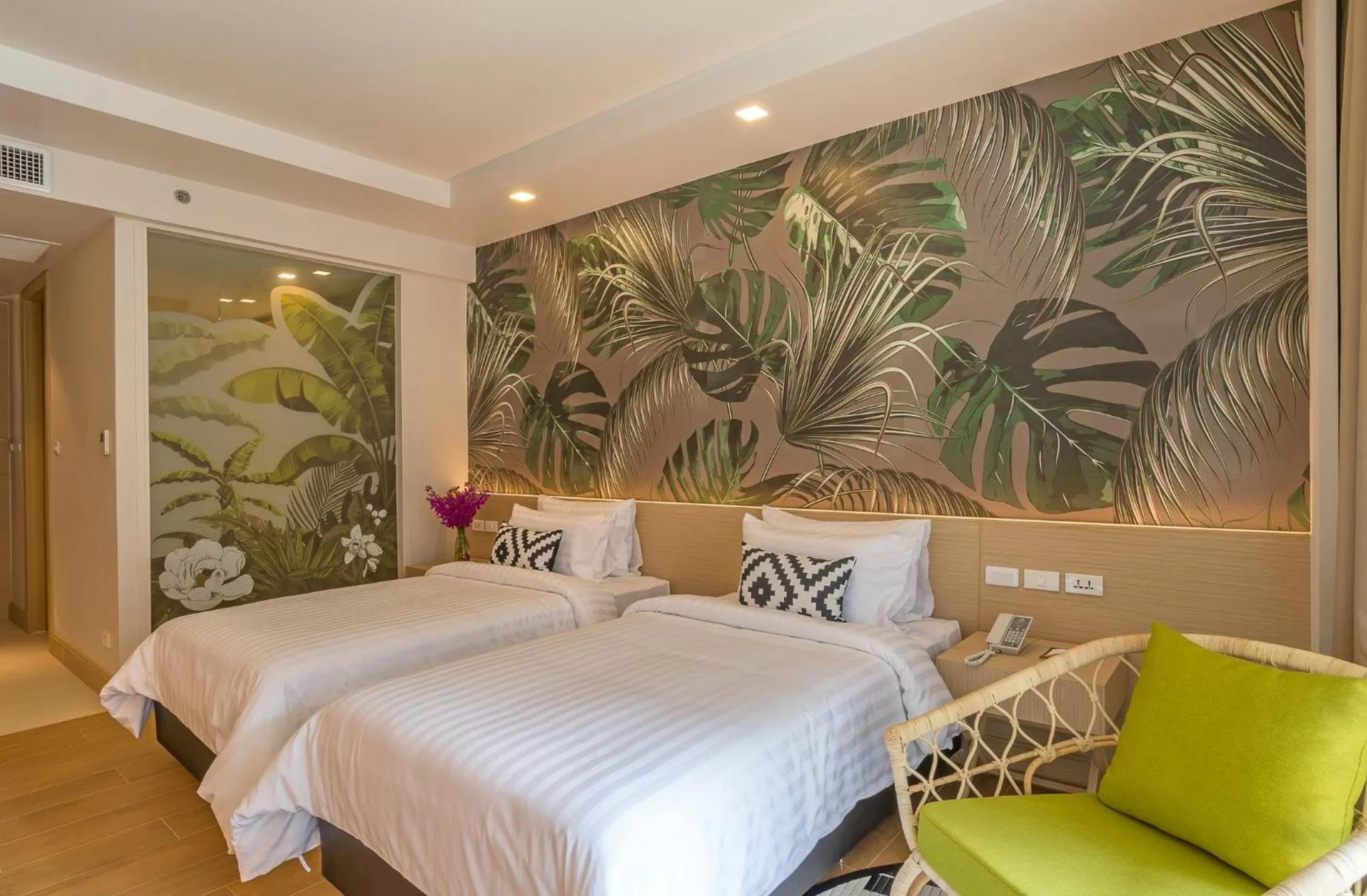 Bed in Panan Krabi Resort