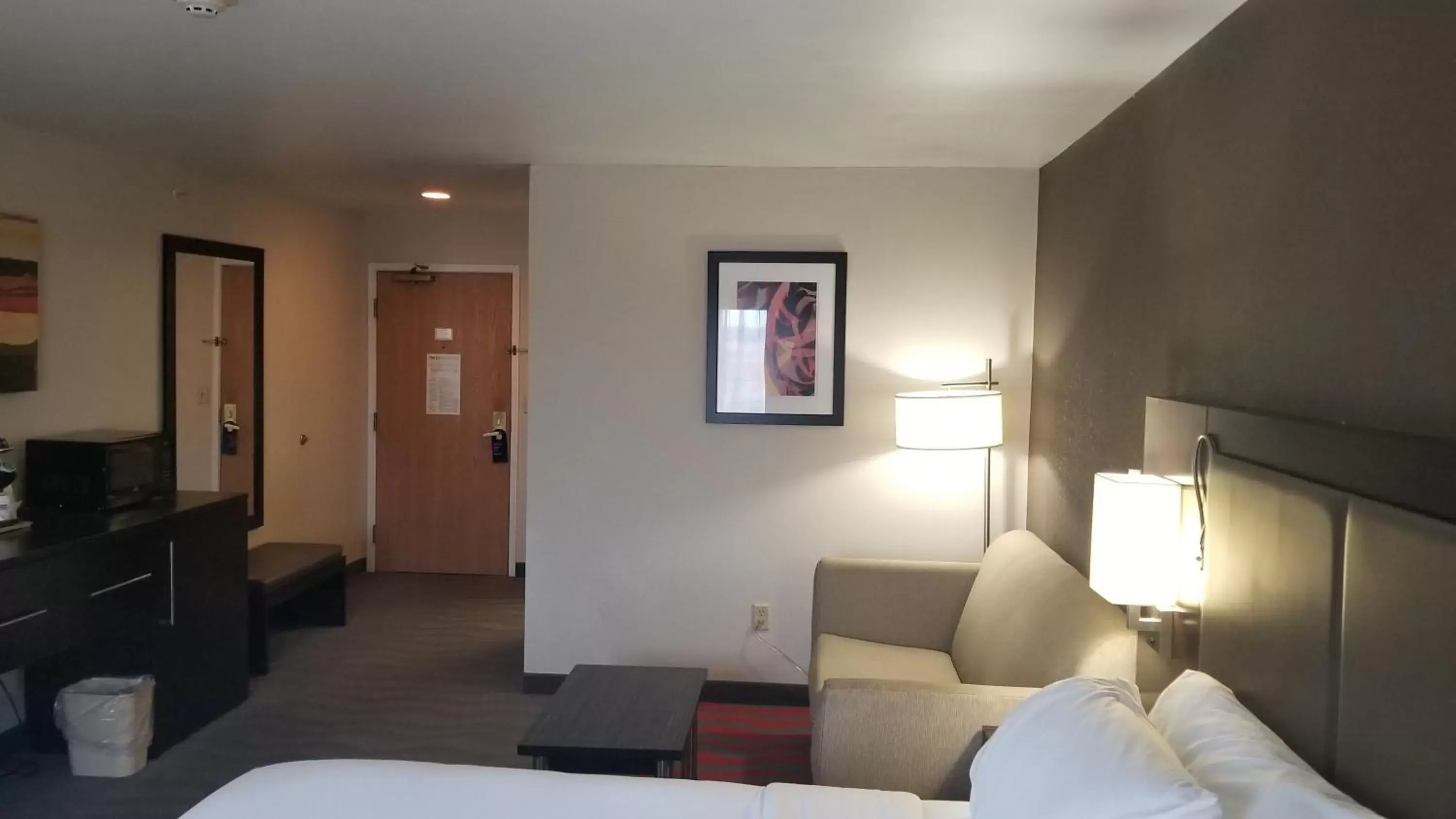 Bedroom, Seating Area in Holiday Inn Express Hotel & Suites Columbus Southeast Groveport, an IHG Hotel