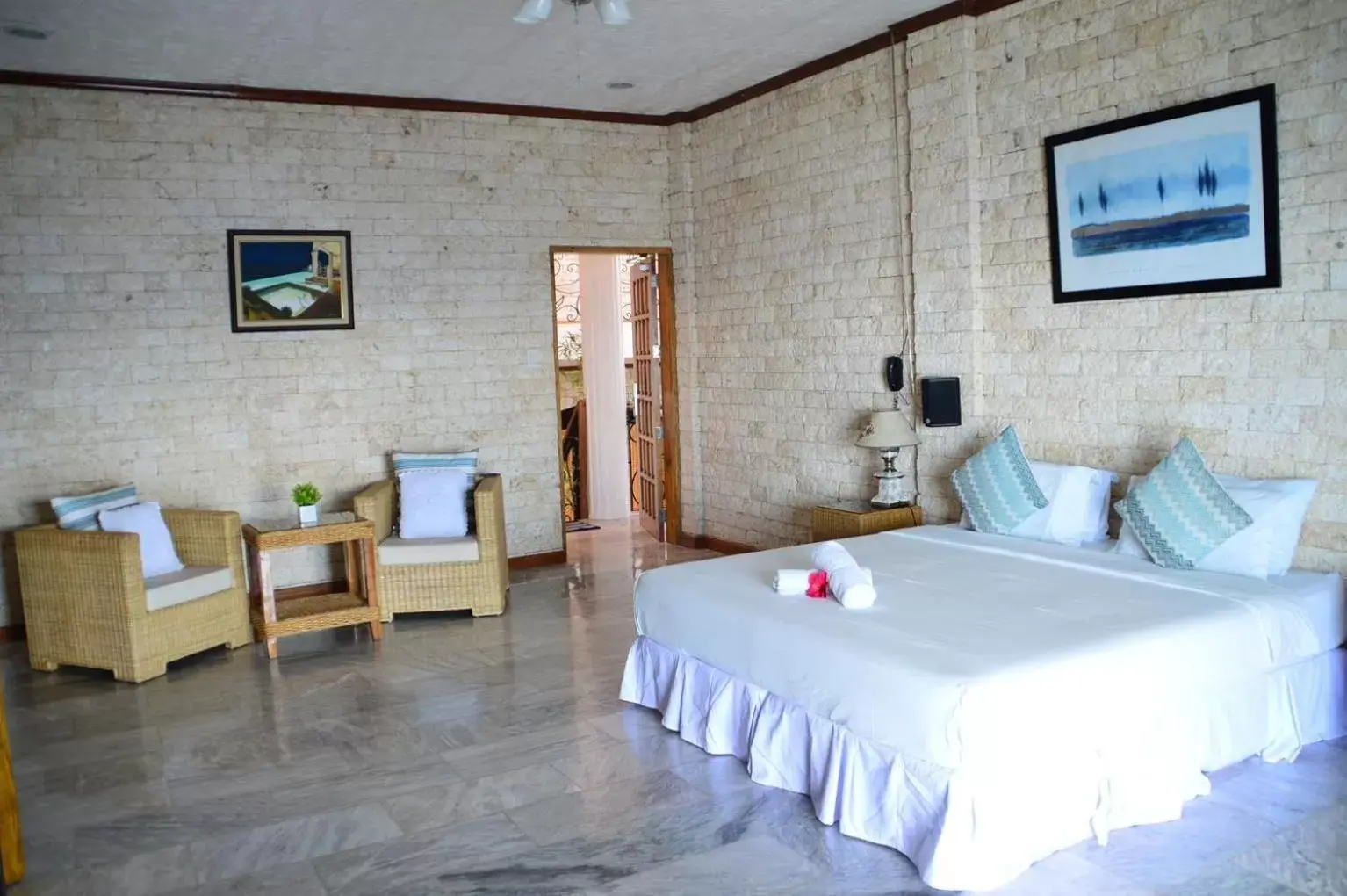 Photo of the whole room, Bed in Eden Resort Photo of the whole room, Bed in Eden Resort