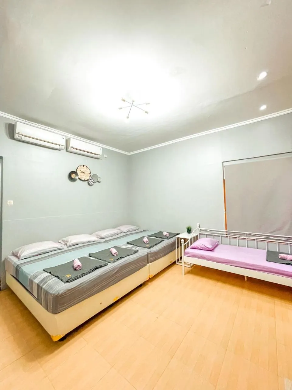 Family Room with Private Bathroom in OtU Hostel By OstiC