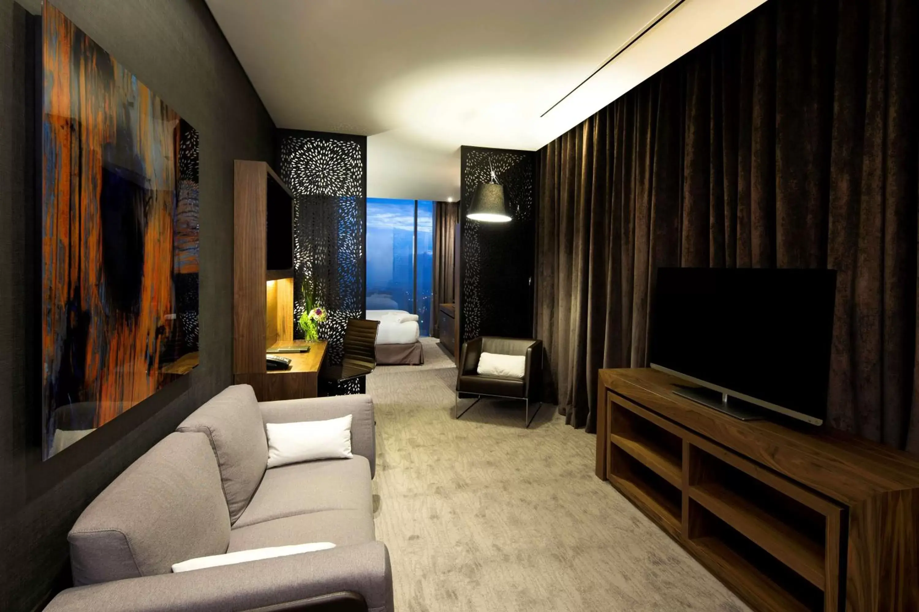 Bedroom, TV/Entertainment Center in Hilton Mexico City Santa Fe