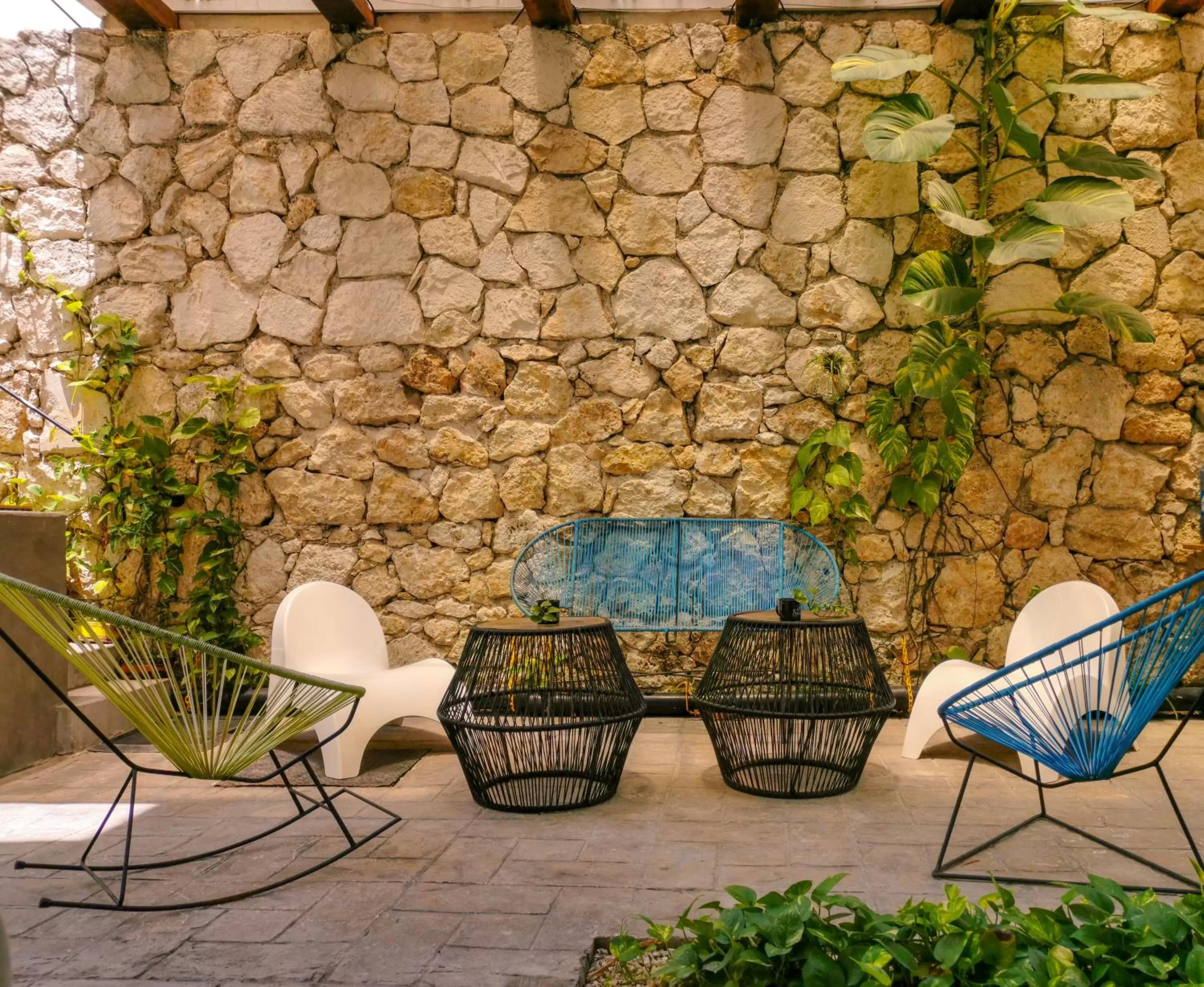 Seating area in Les Suites Calle 2 by Galian