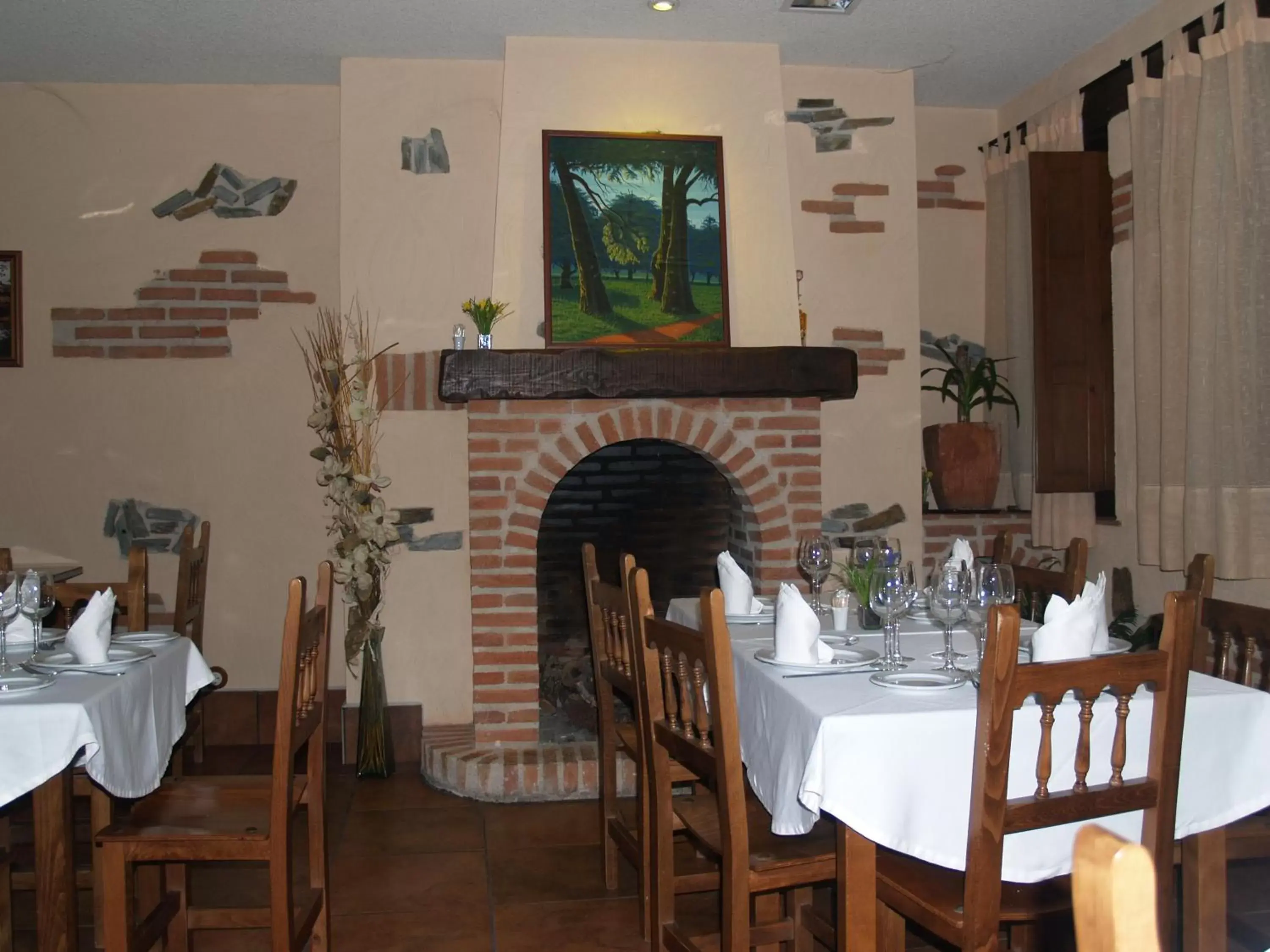 Restaurant/Places to Eat in Hotel Rural El Rocal