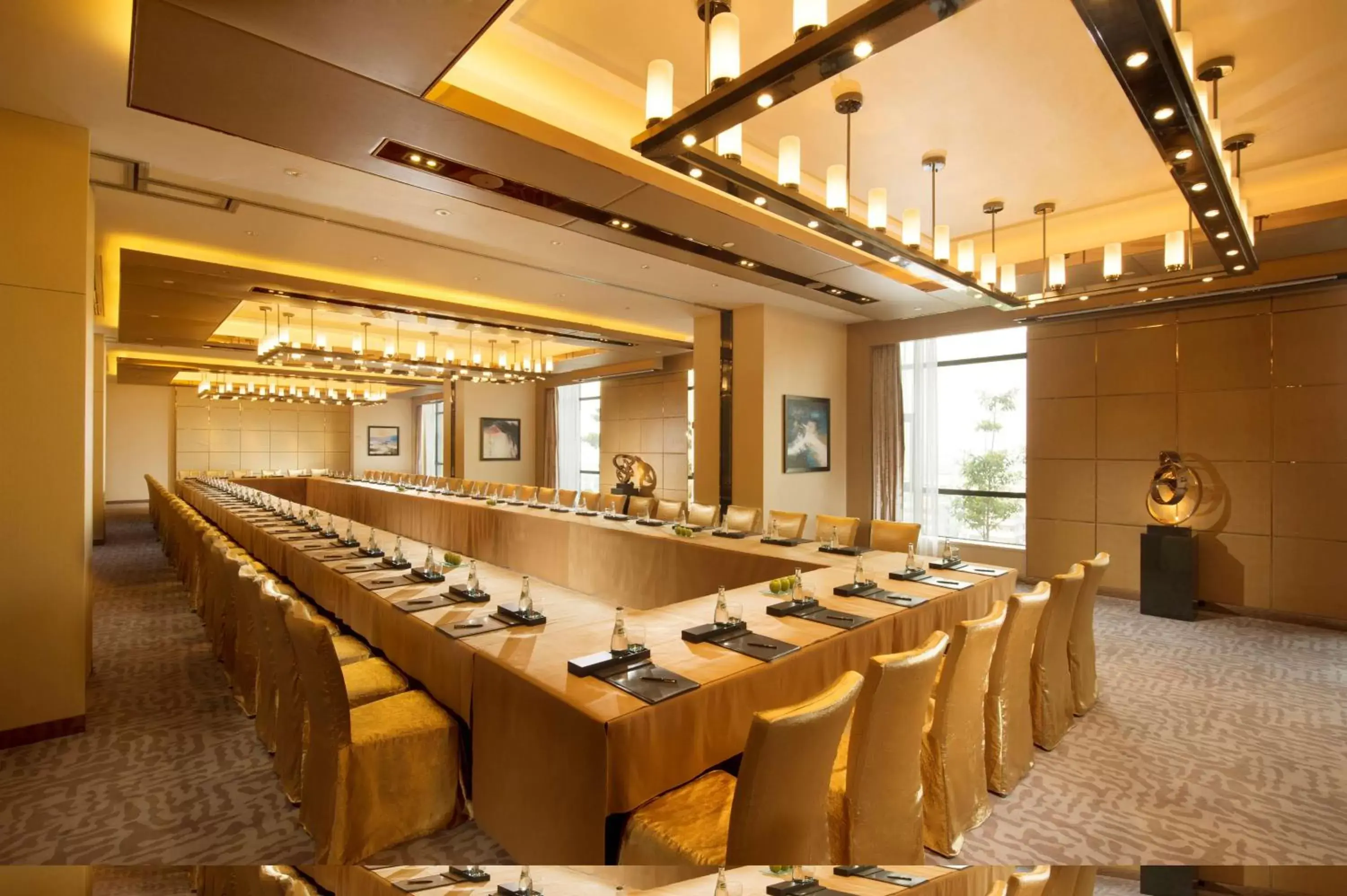 Meeting/conference room in Hilton Zhongshan Downtown