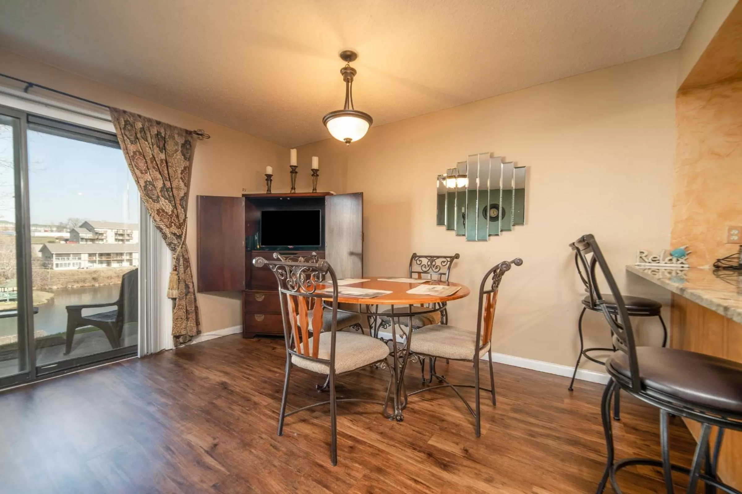 TV and multimedia in Pointe Royale Golf Resort