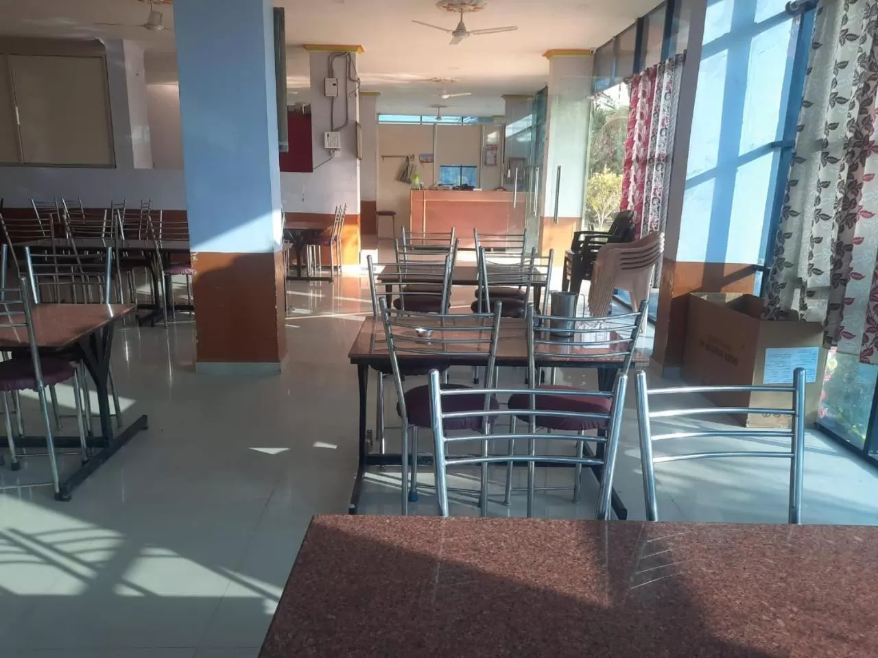 Hotel Nisarg Lodging And Restaurant