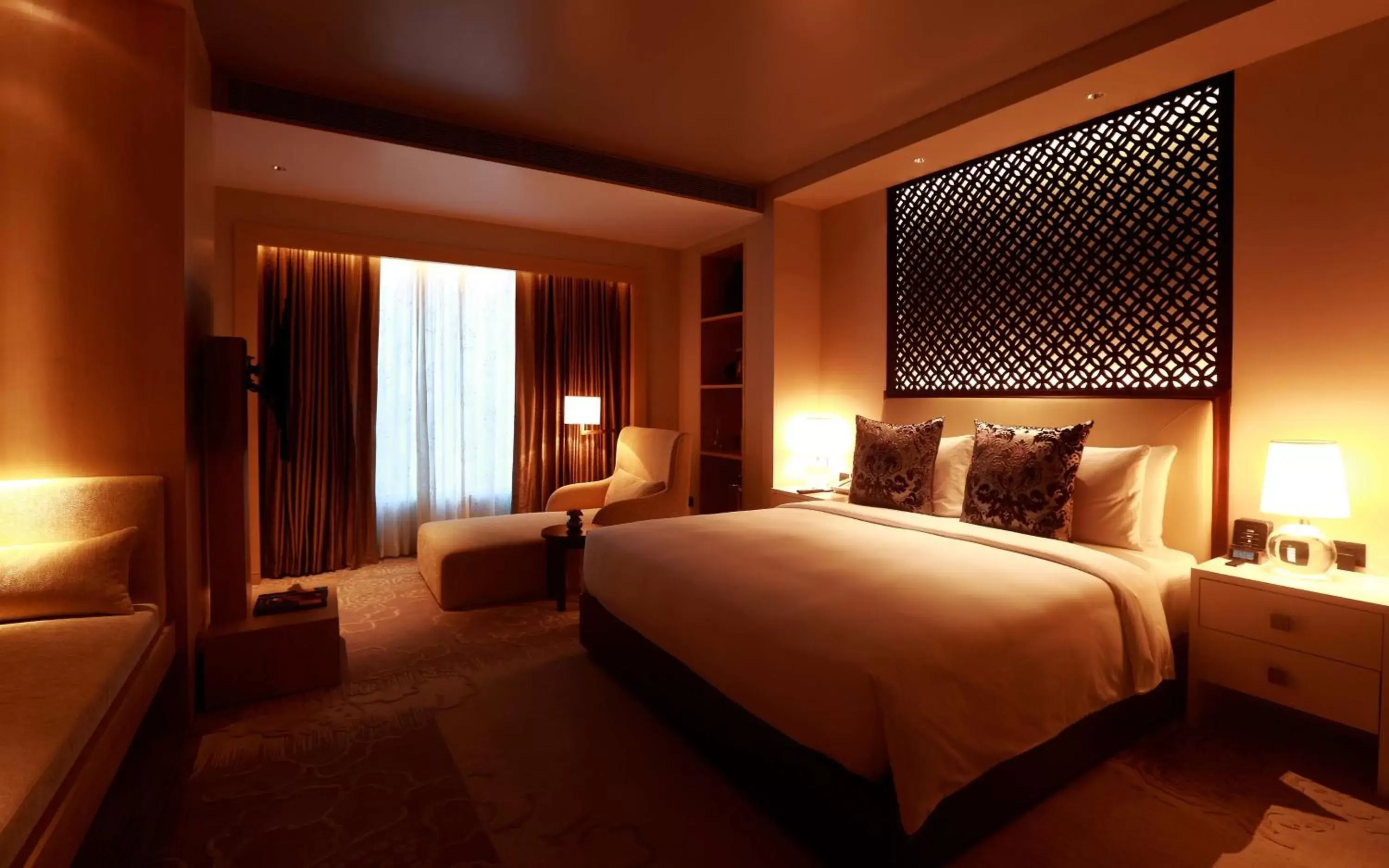 Photo of the whole room, Bed in Park Hyatt Chennai