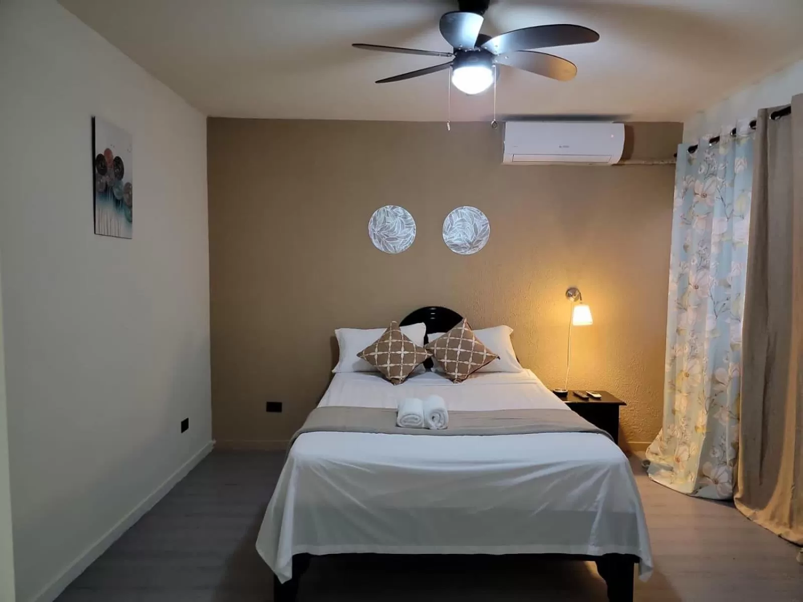 Bedroom, Bed in Hotel Sea Breeze Sosua