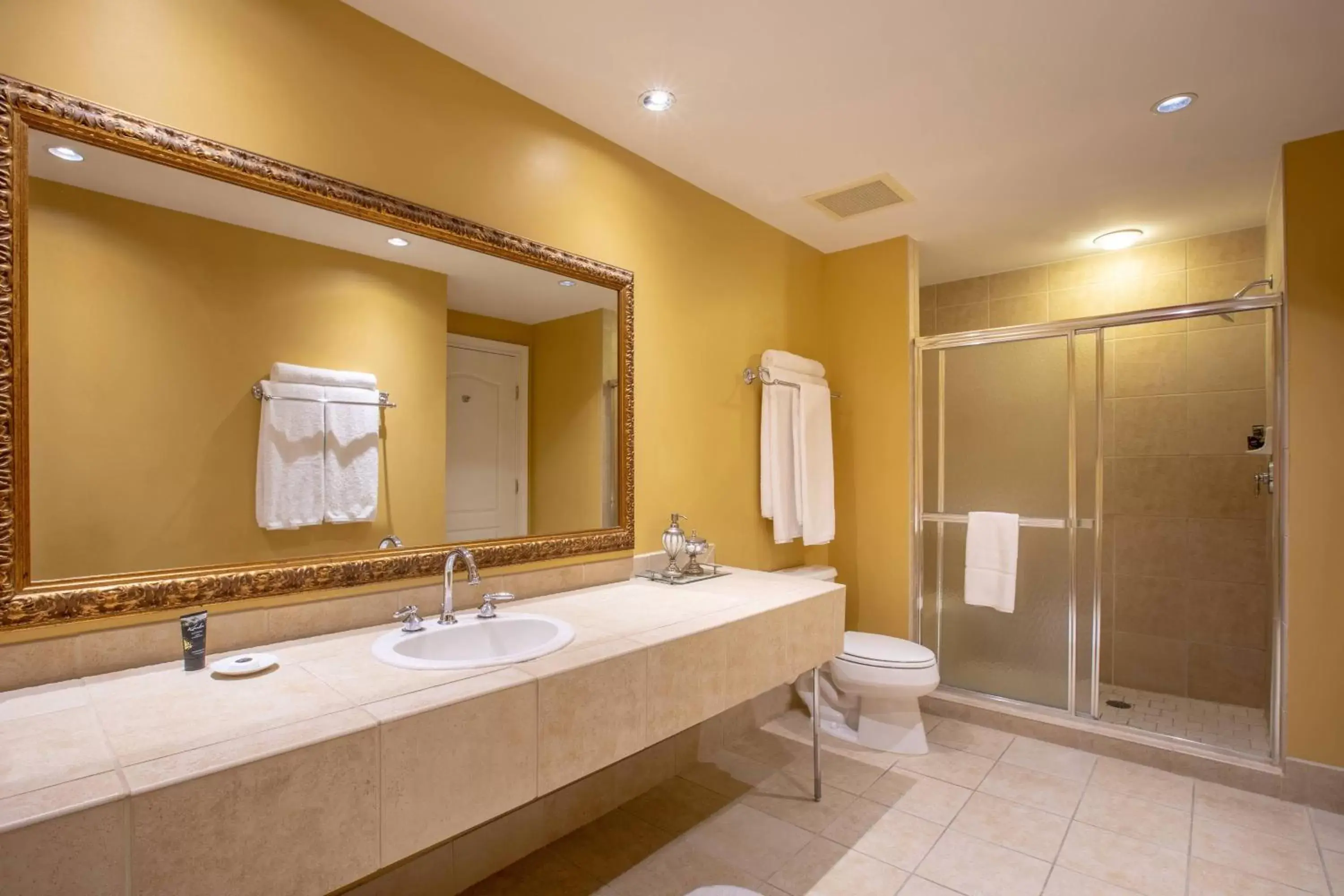 Bathroom in Casa Monica Resort & Spa, Autograph Collection