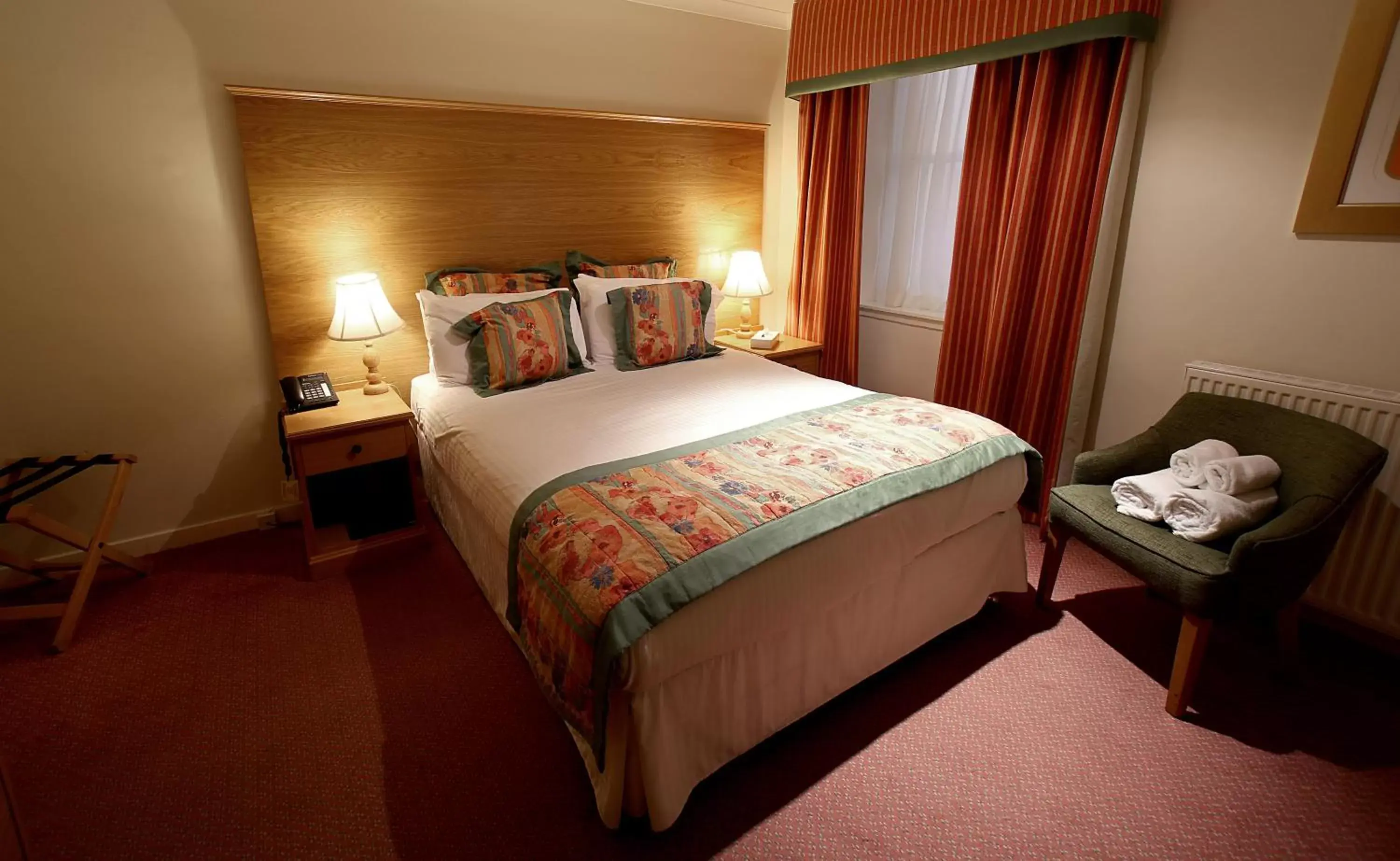 Photo of the whole room, Bed in Horizon Hotel Photo of the whole room, Bed in Horizon Hotel