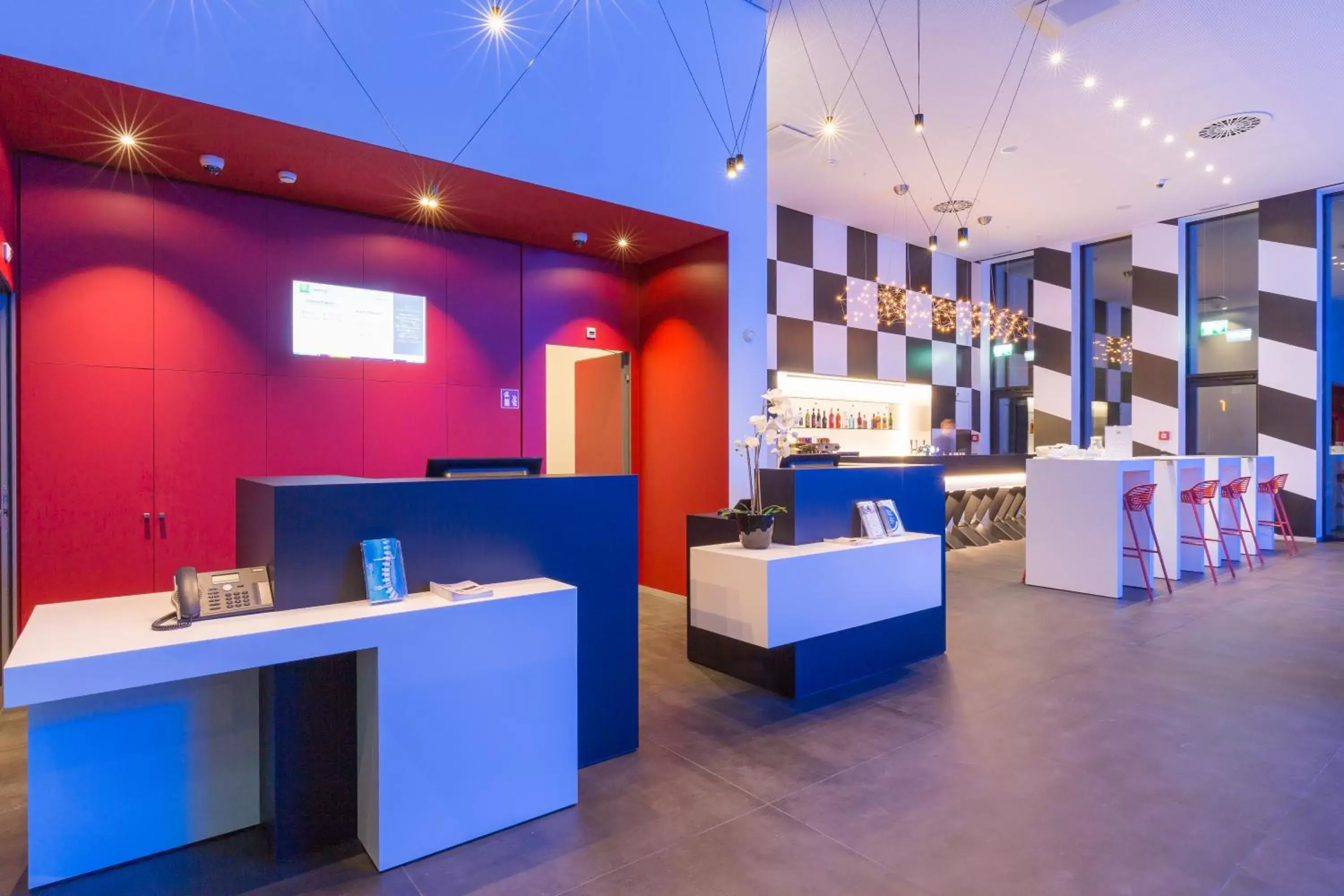 Lobby or reception in ibis Styles Basel City