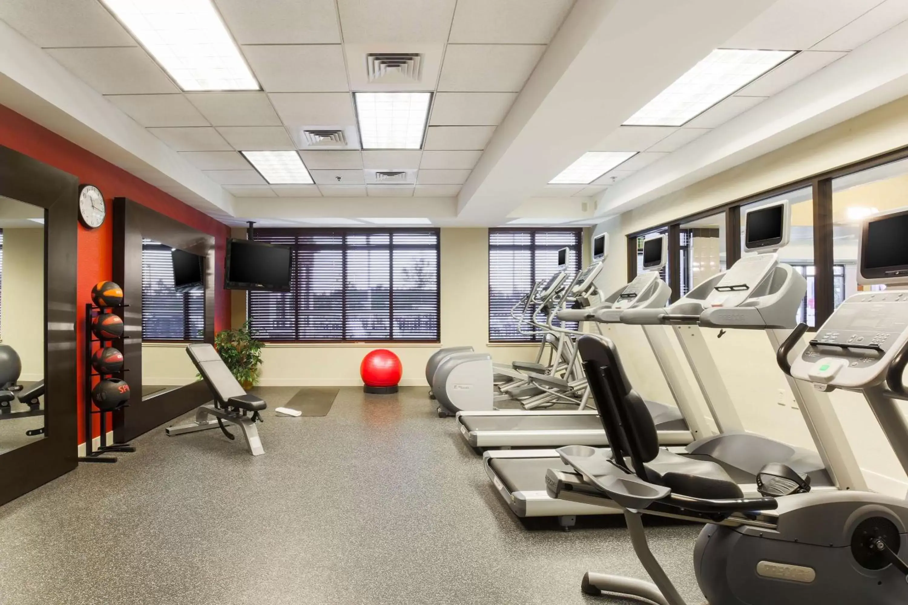 Fitness centre/facilities, Fitness Center/Facilities in Hilton Garden Inn Anchorage