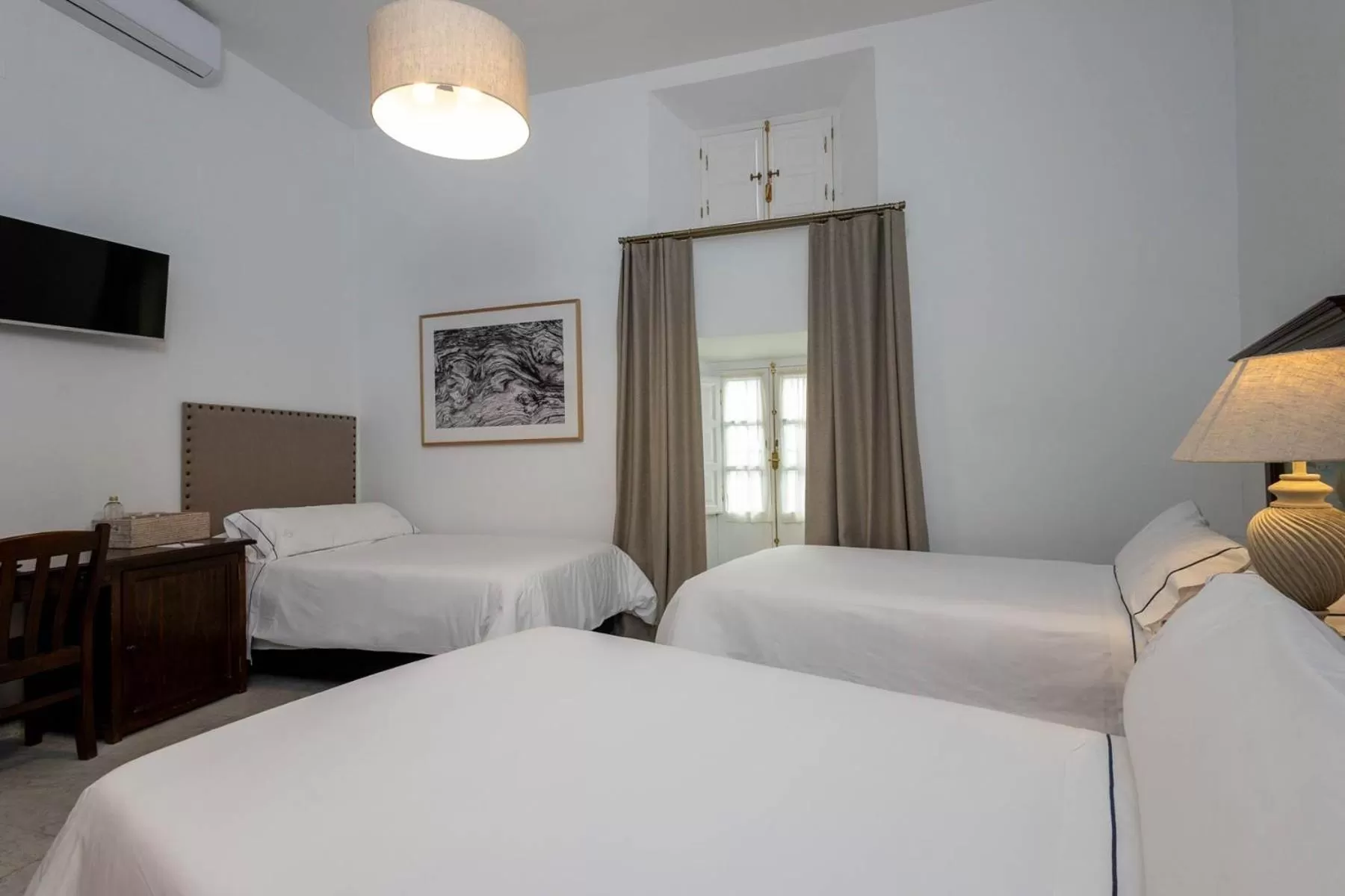 Bedroom, Bed in Hotel Tugasa Casa Palacio Medina Sidonia