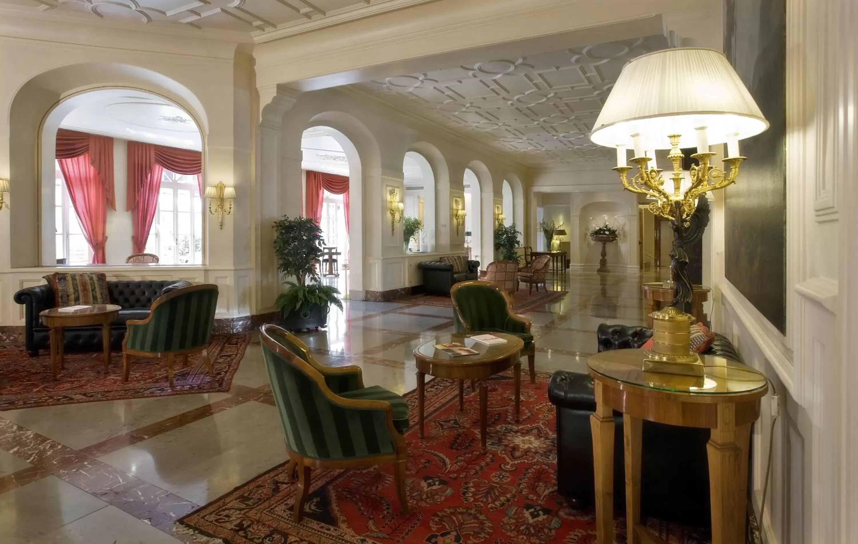Living room, Restaurant/Places to Eat in Grand Hotel Sitea