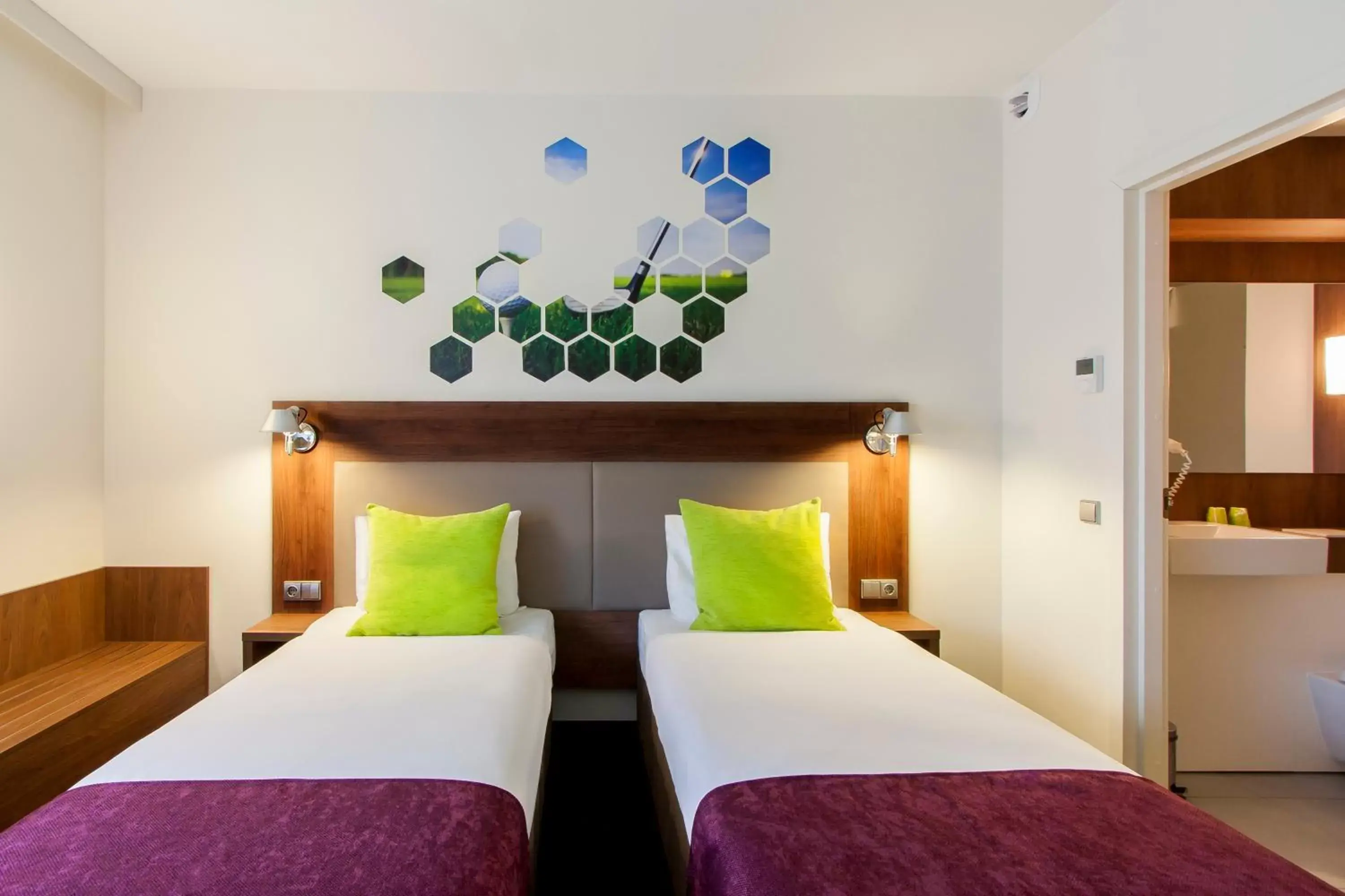 Photo of the whole room, Bed in Ibis Styles Vilnius