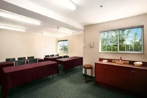 Meeting/conference room in Motel 6-Dixon, CA