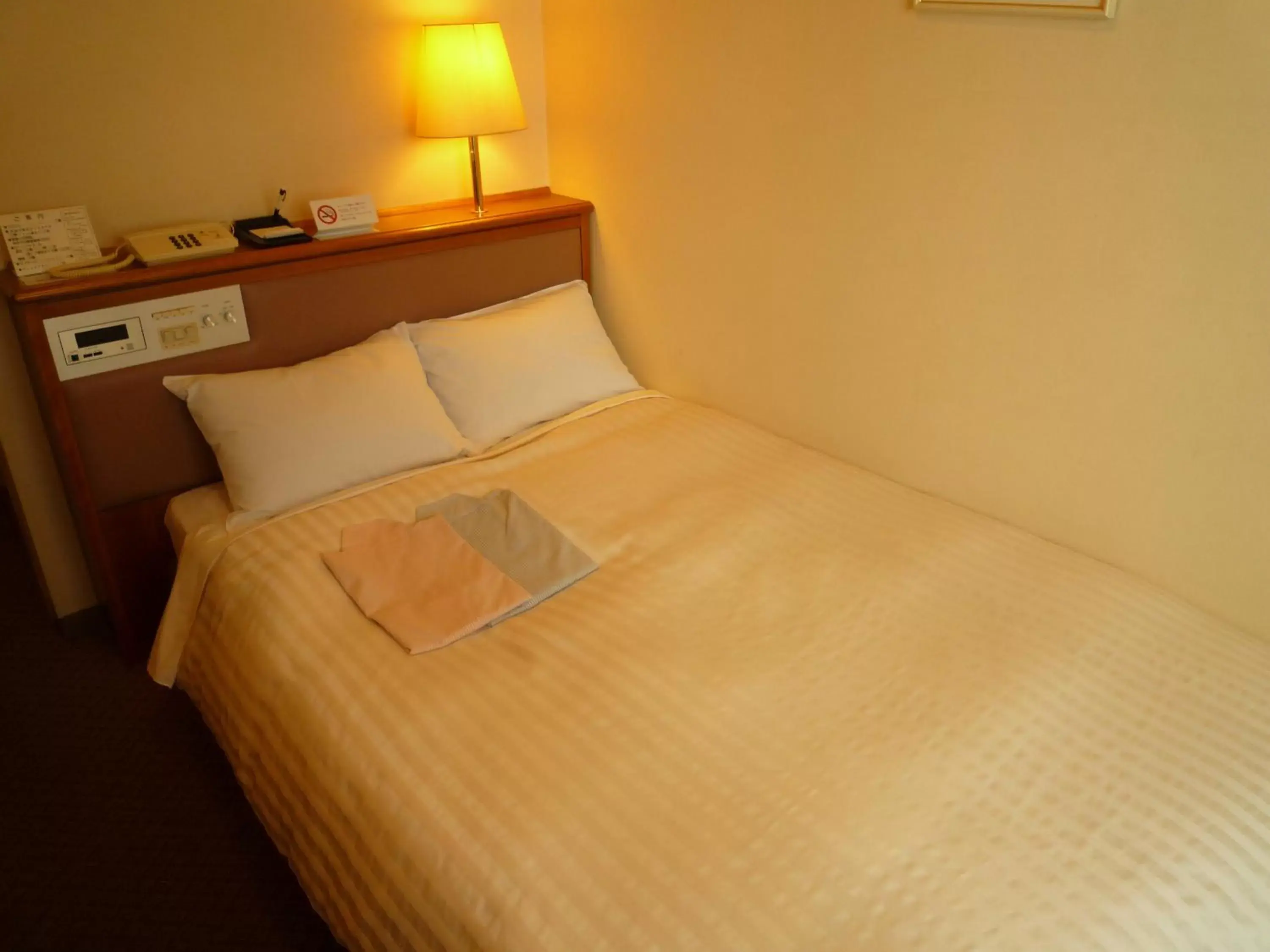 Photo of the whole room, Bed in Hotel Crown Hills Koriyama