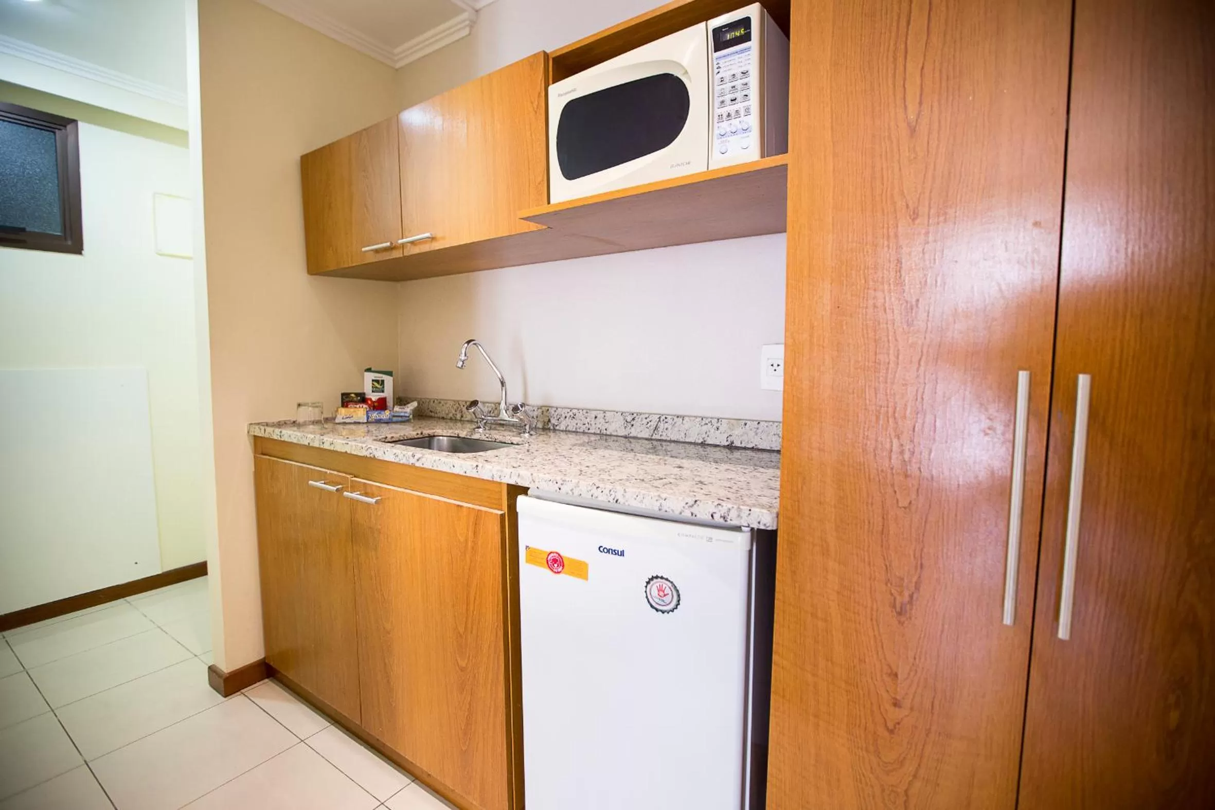 Kitchen or kitchenette in Quality Suites Vila Olimpia