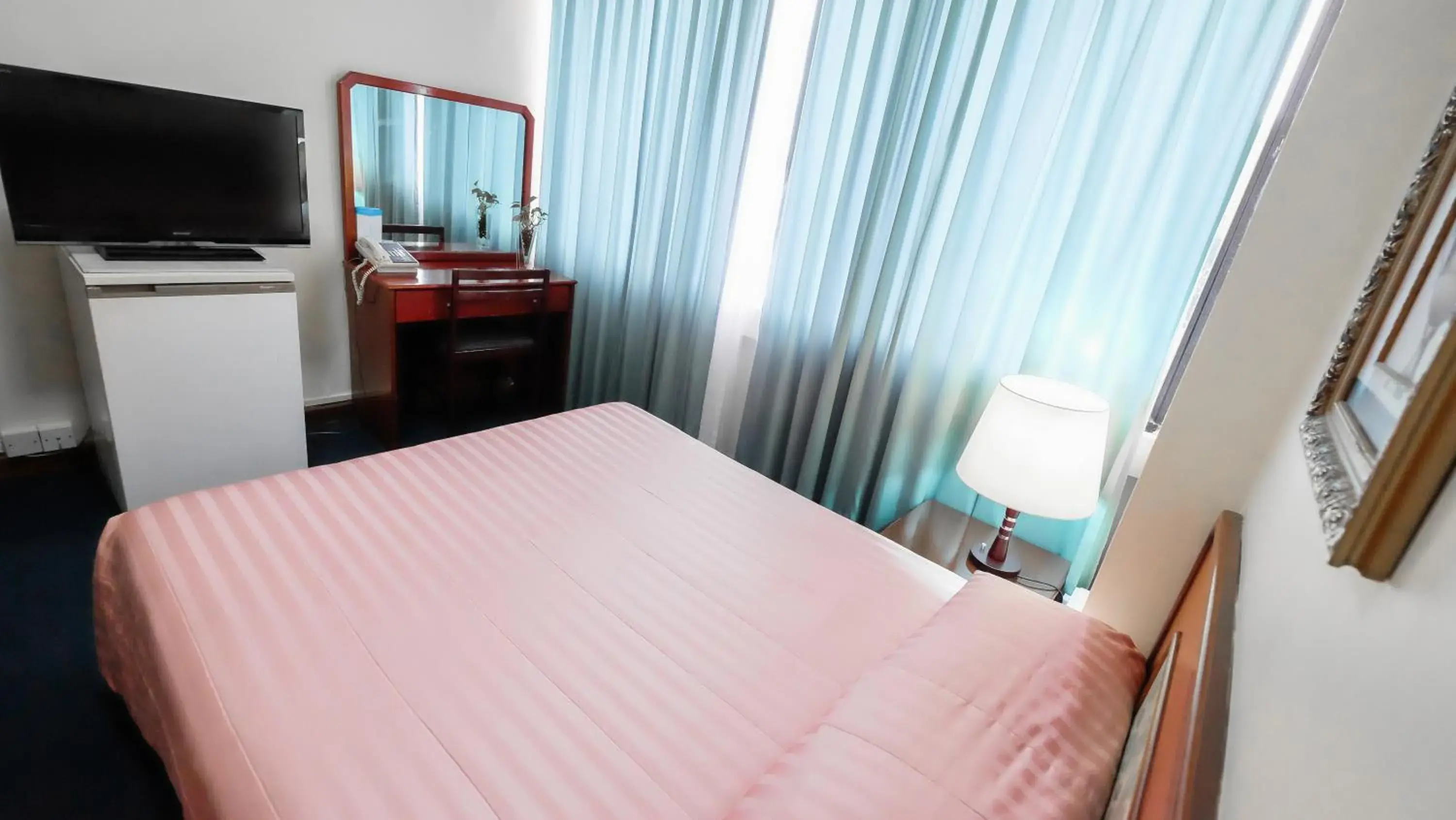 Bedroom, Room Photo in Jubilee Hotel