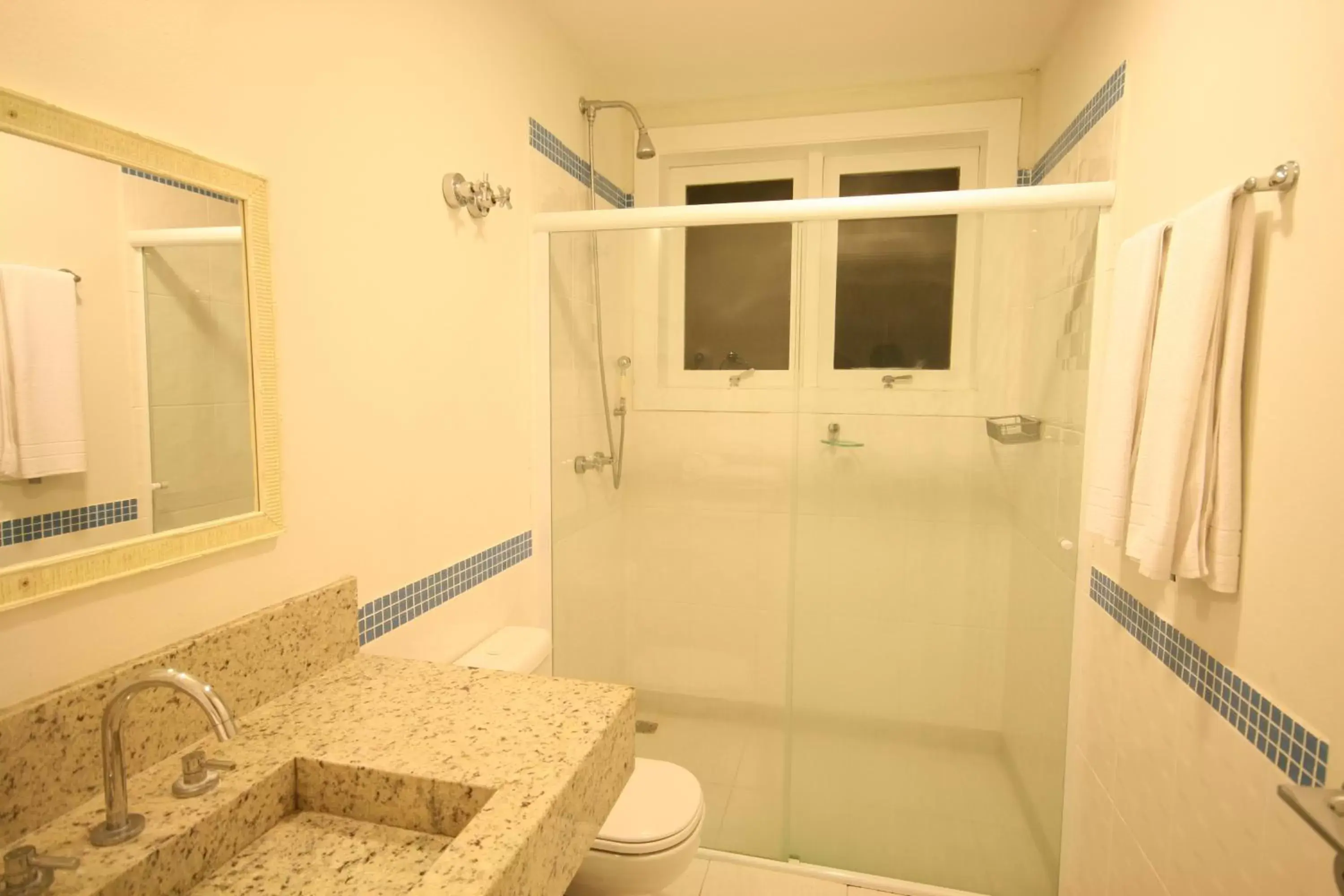 Bathroom in Hotel Port Louis