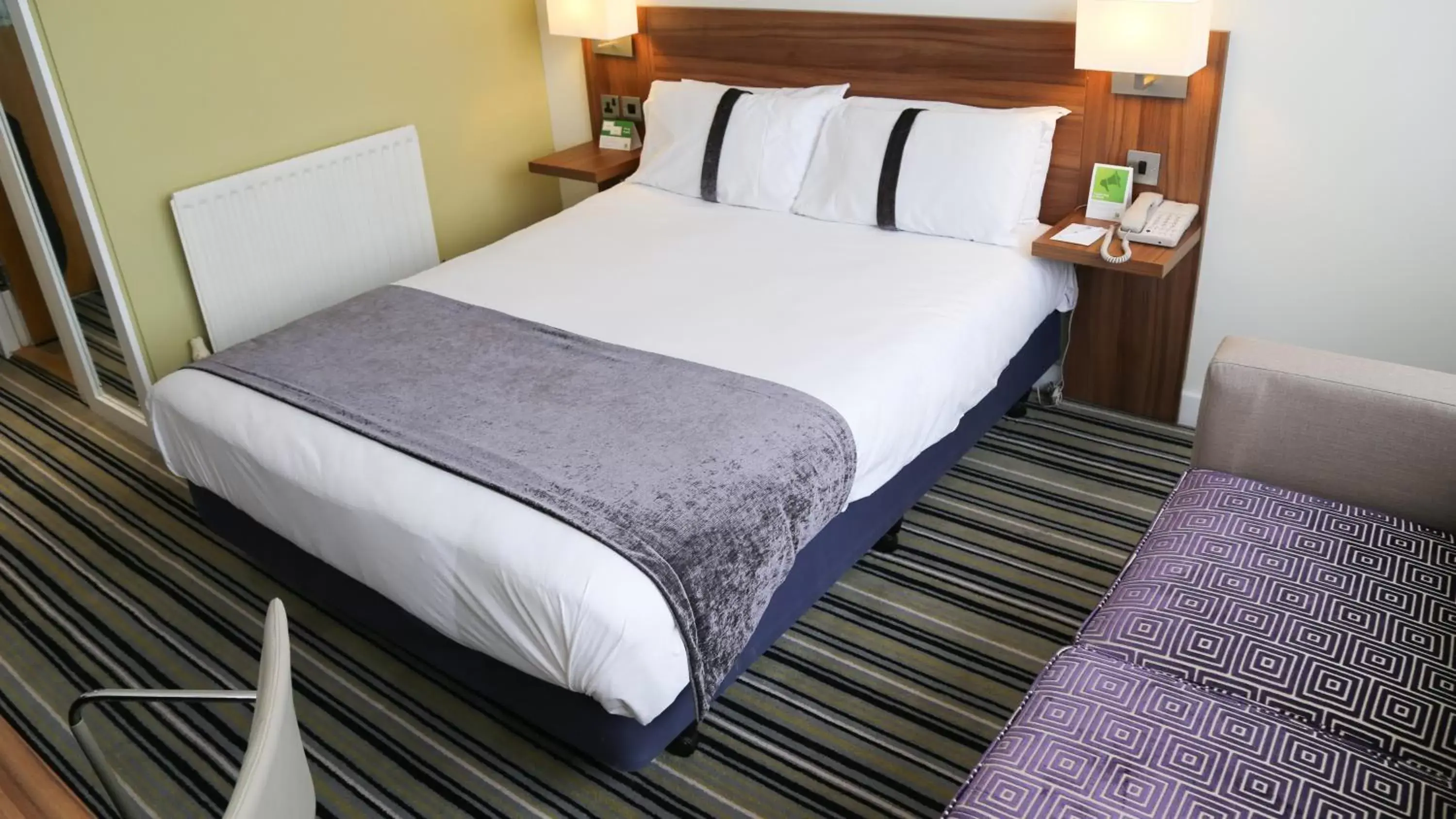 Photo of the whole room, Bed in Holiday Inn Runcorn M56 Junction 12, an IHG Hotel