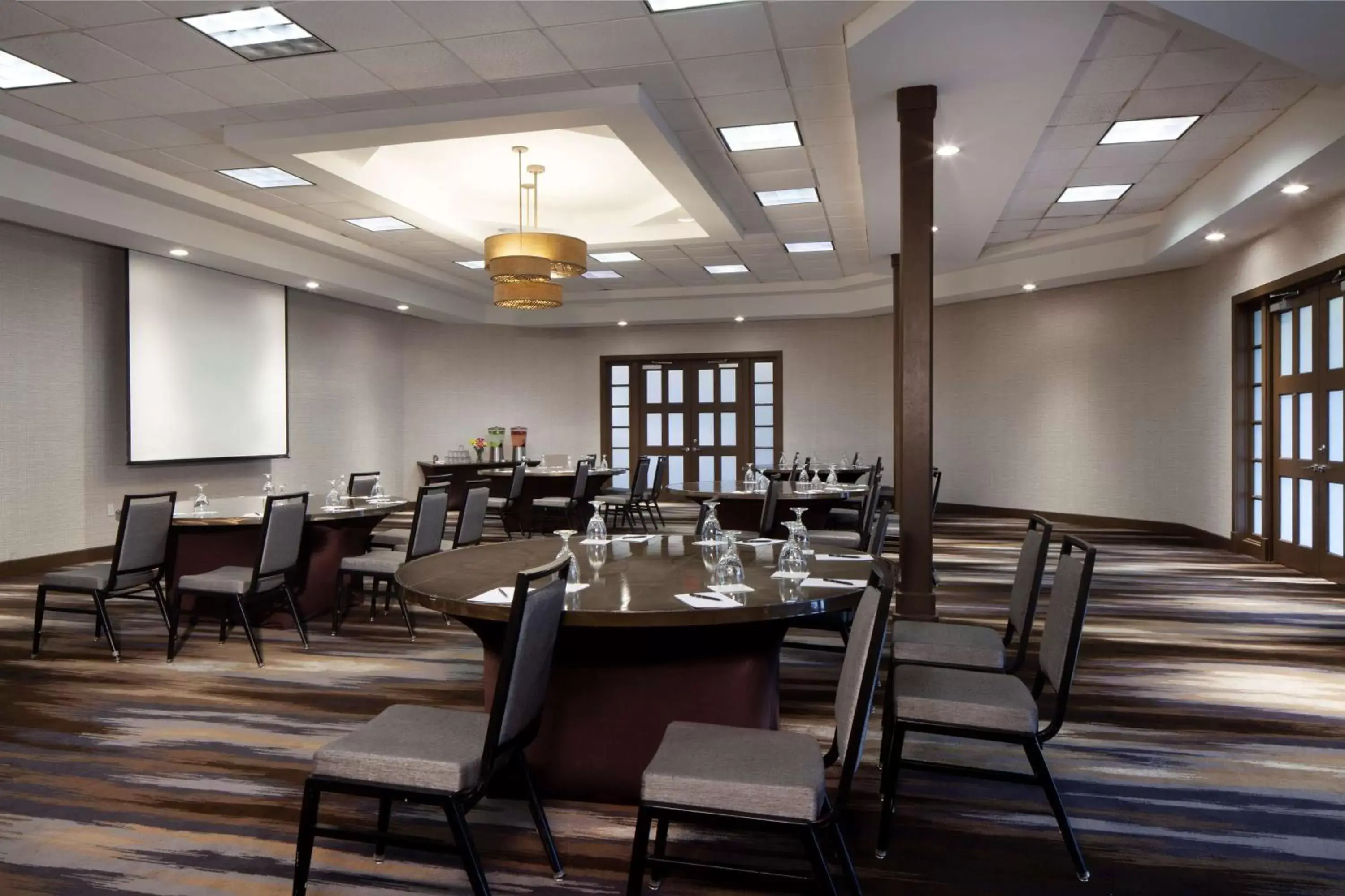 Meeting/conference room, Restaurant/Places to Eat in Hilton Tampa Airport Westshore