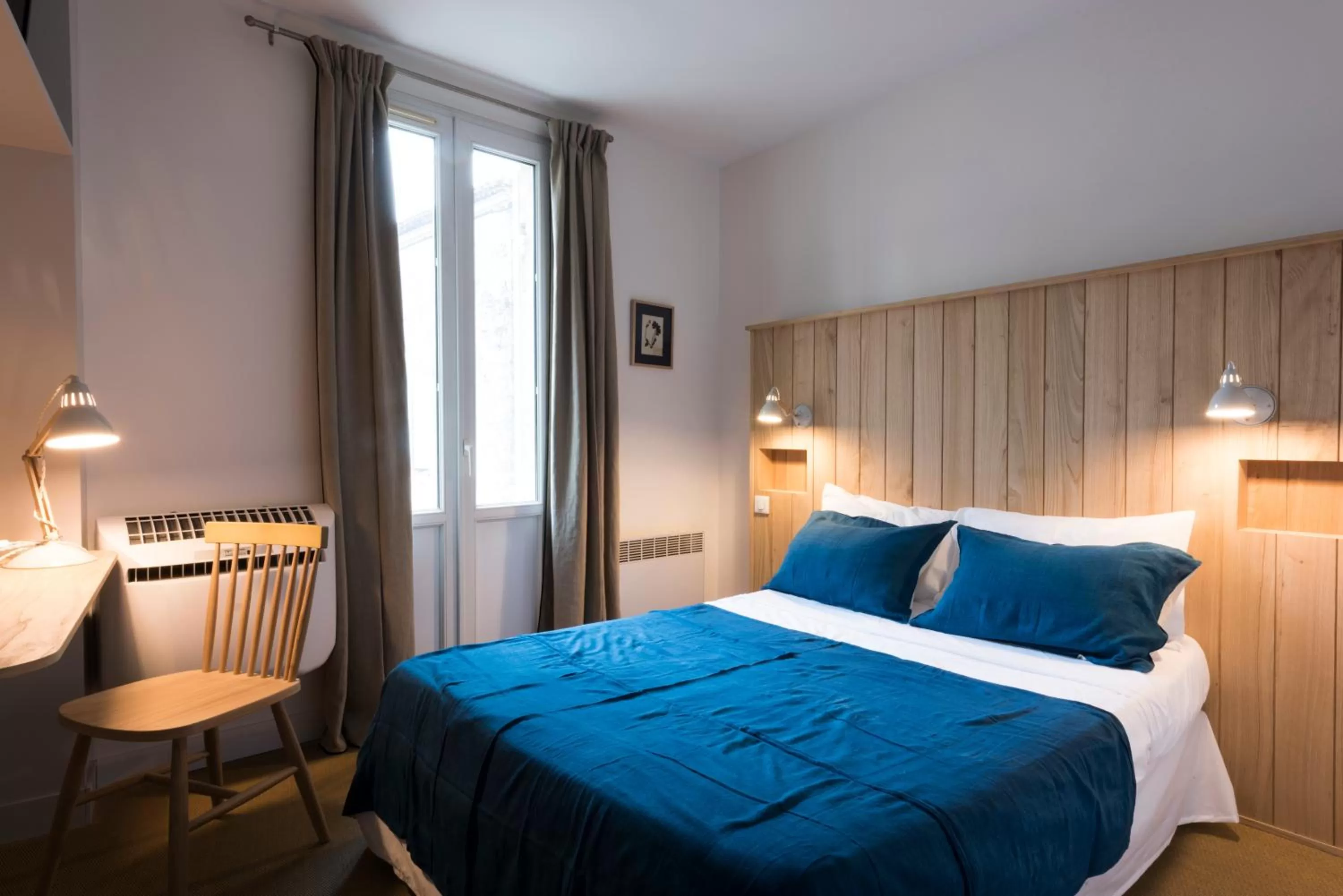 Bed in Auberge de la Commanderie