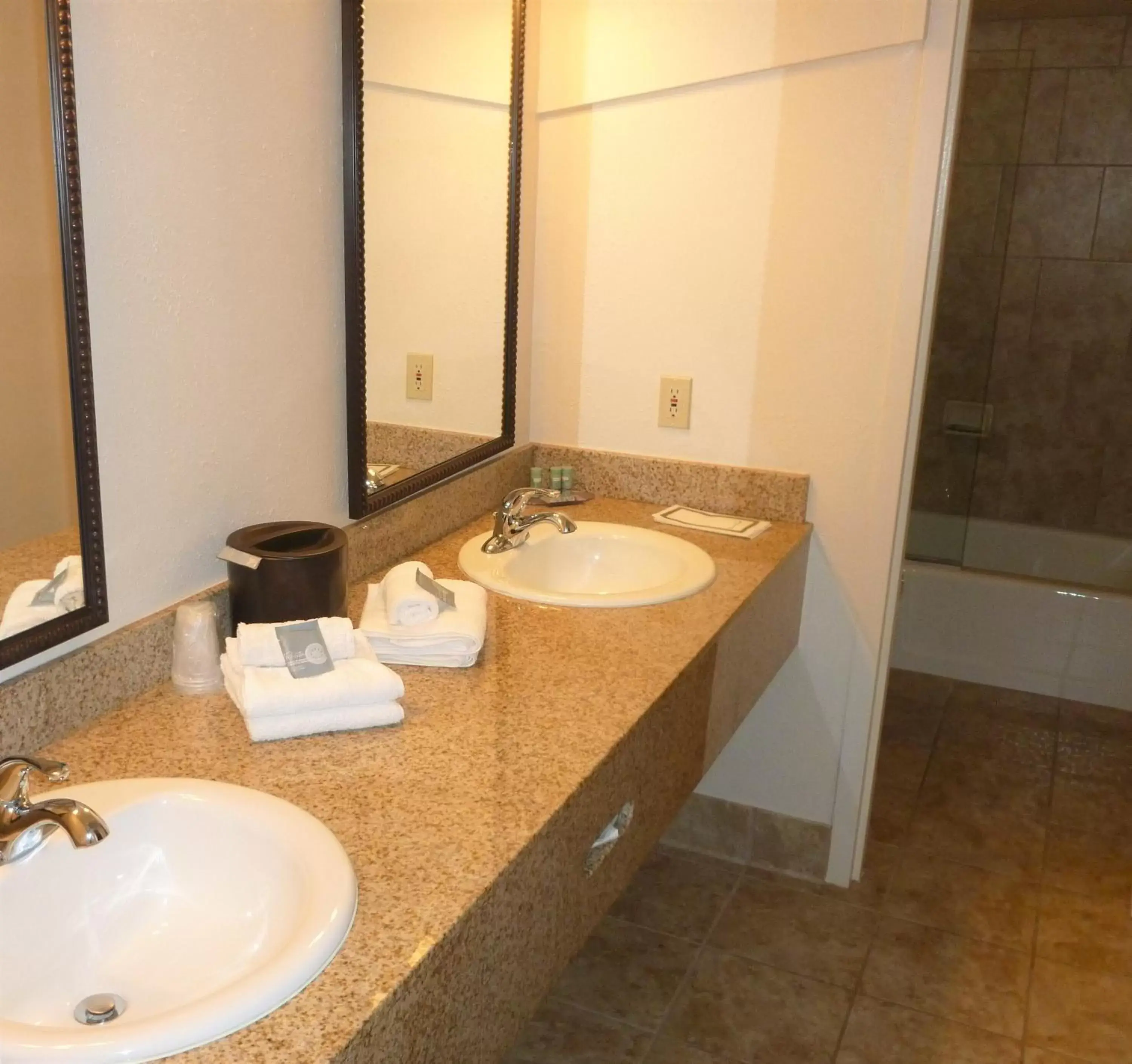 Bathroom in Best Western Outlaw Inn