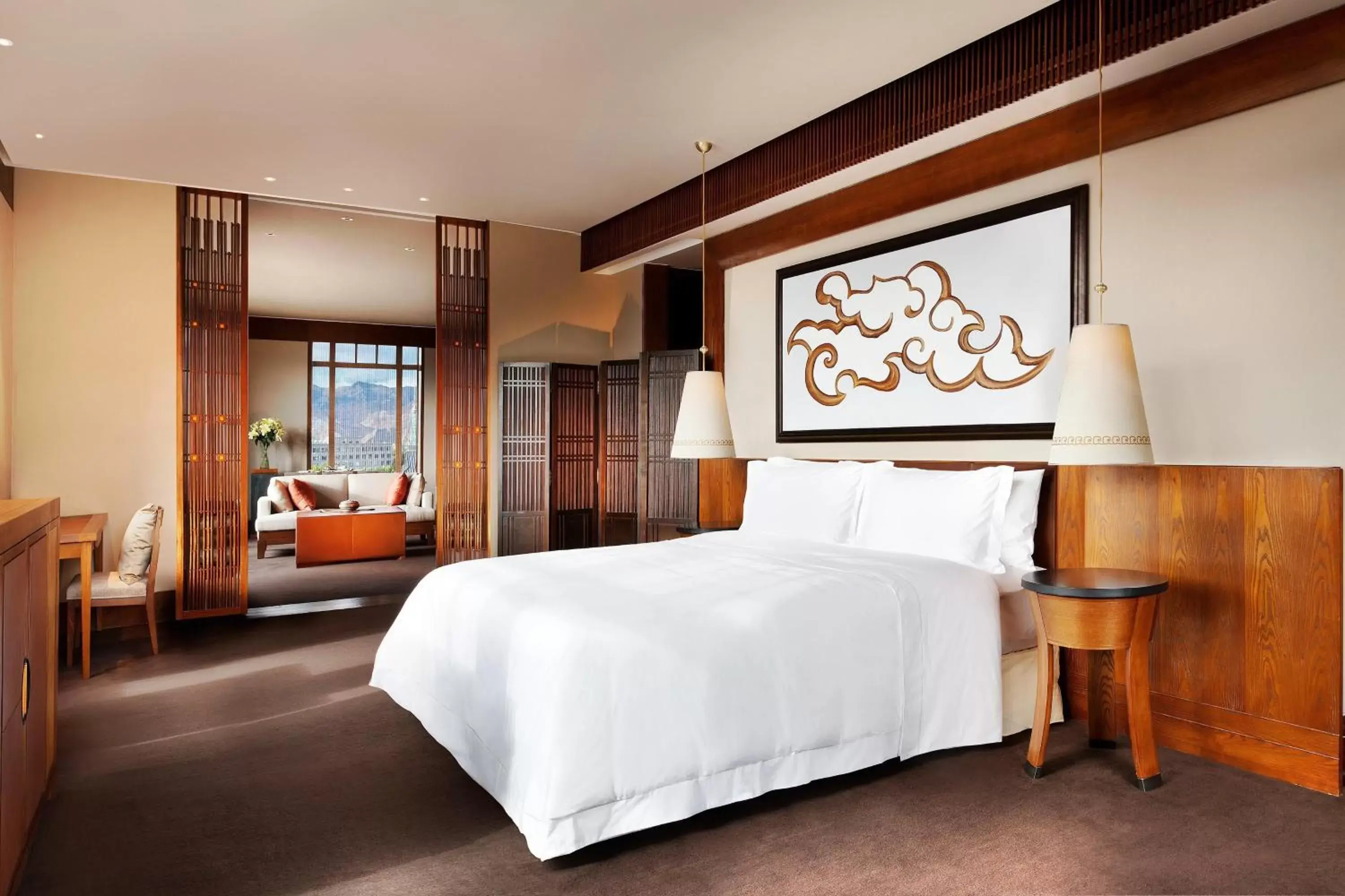 Bedroom, Bed in The St. Regis Lhasa Resort