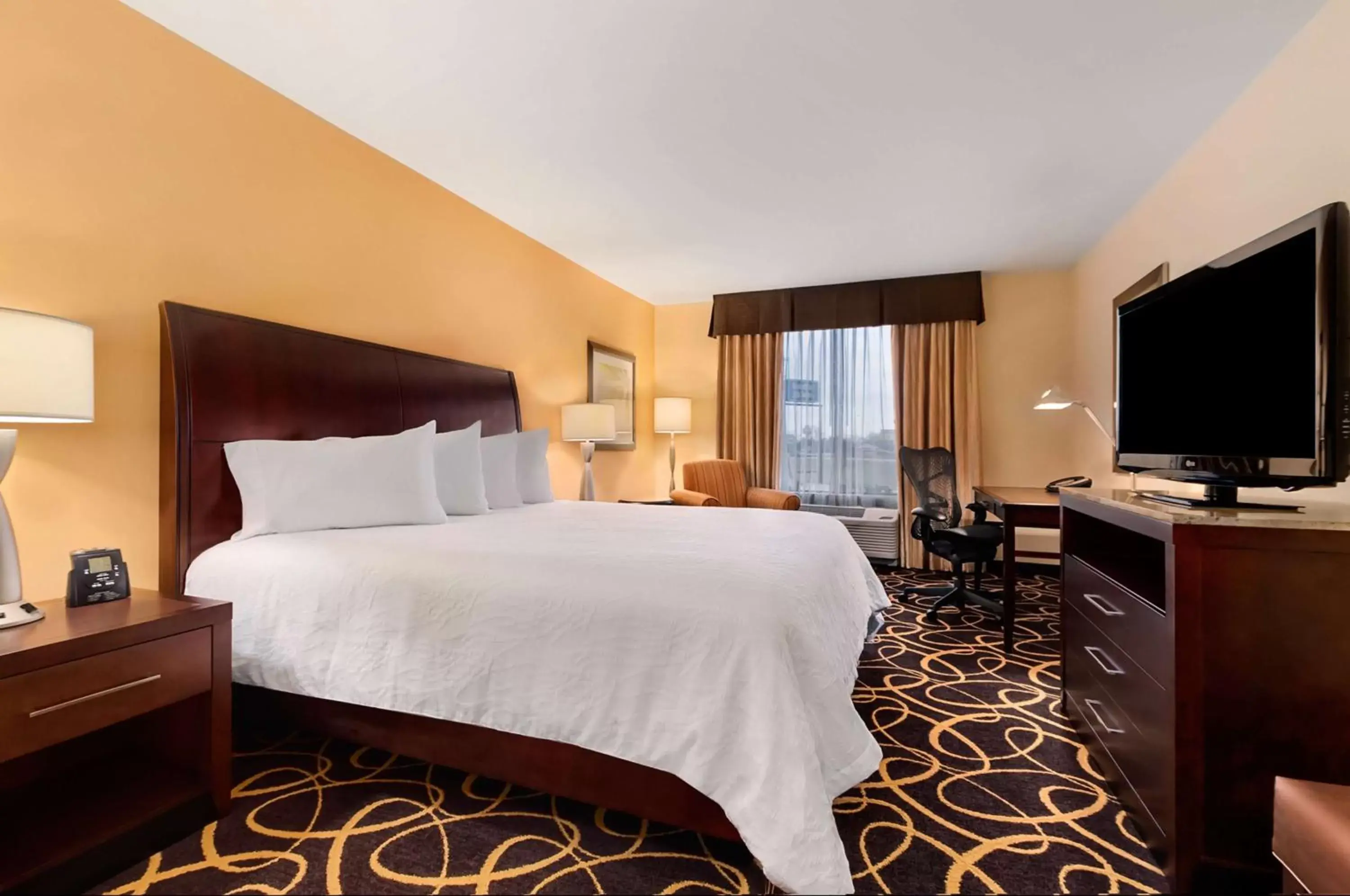 Bedroom, Bed in Hilton Garden Inn Shreveport Bossier City