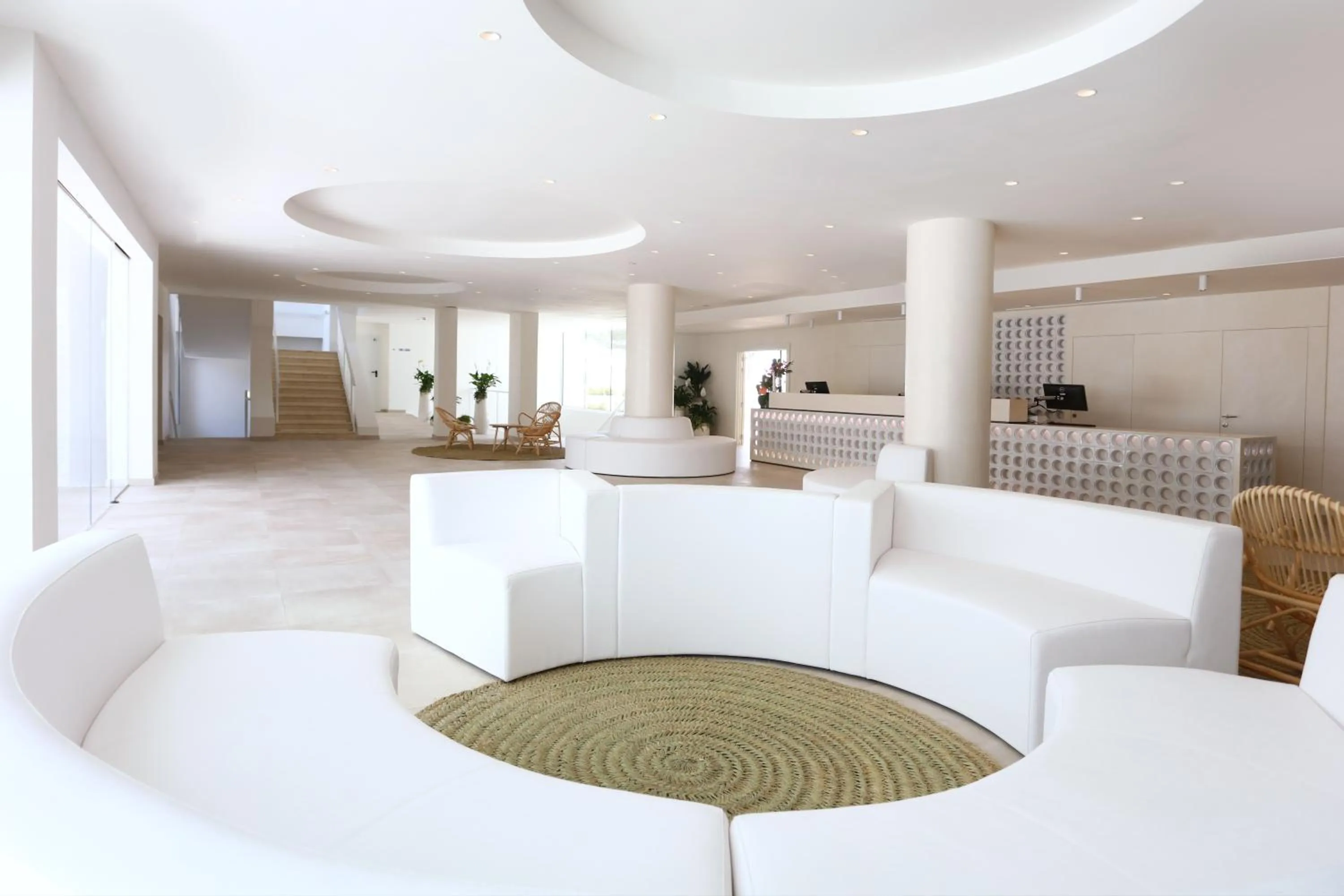 Lobby or reception, Lounge/Bar in Iberostar Selection Santa Eulalia Ibiza